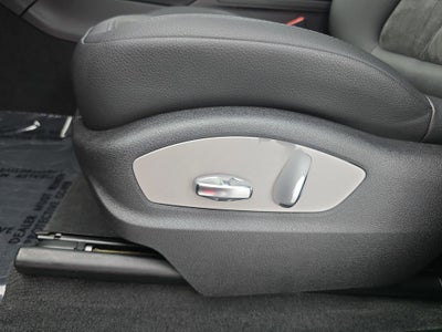 2020 Porsche Macan Base
