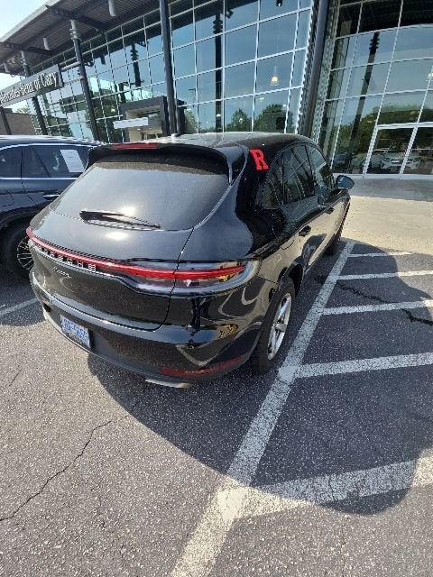 2020 Porsche Macan Base