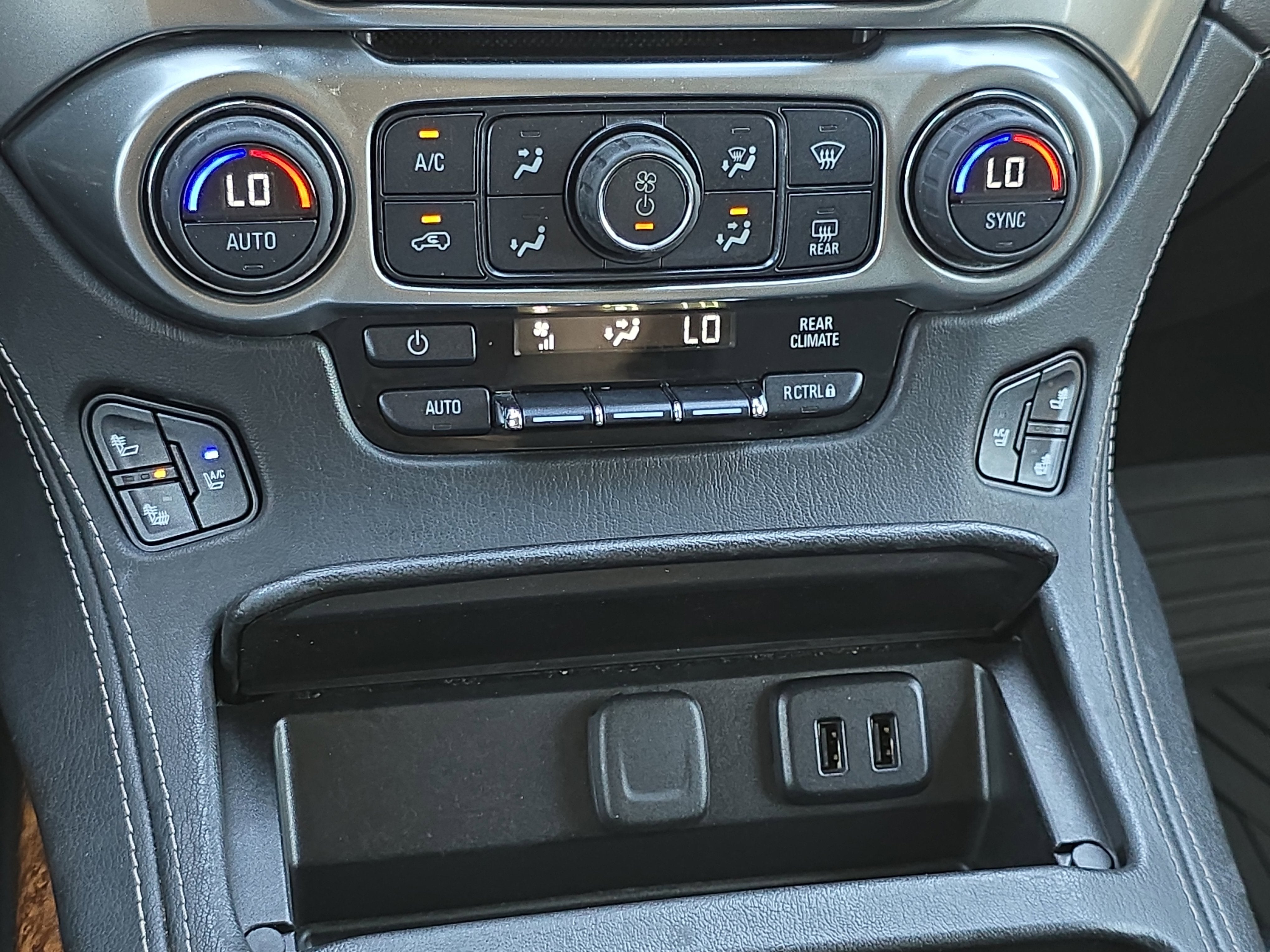 2016 Chevrolet Suburban LTZ