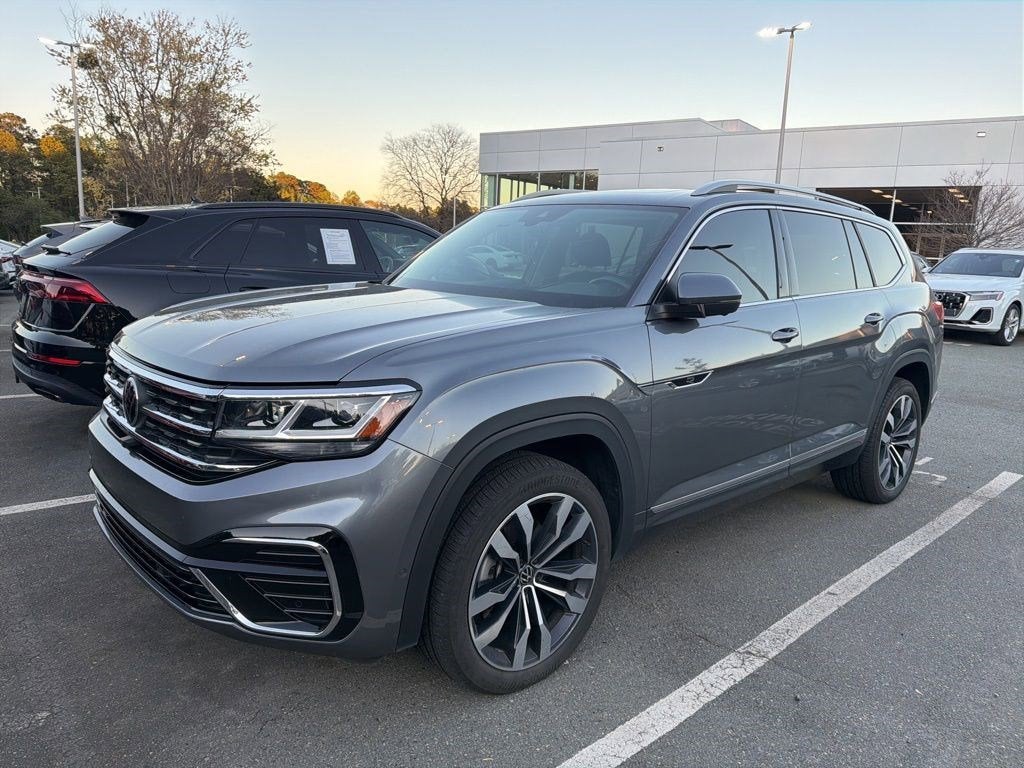 2022 Volkswagen Atlas 3.6L V6 SEL Premium R-Line