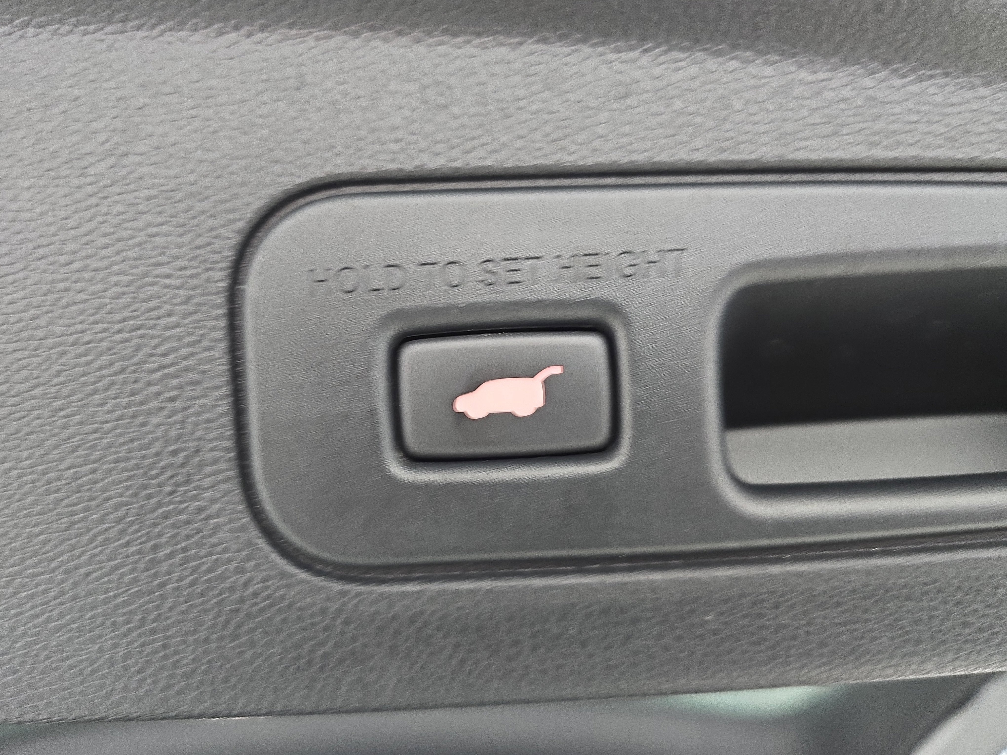 2023 Acura MDX w/Technology Package