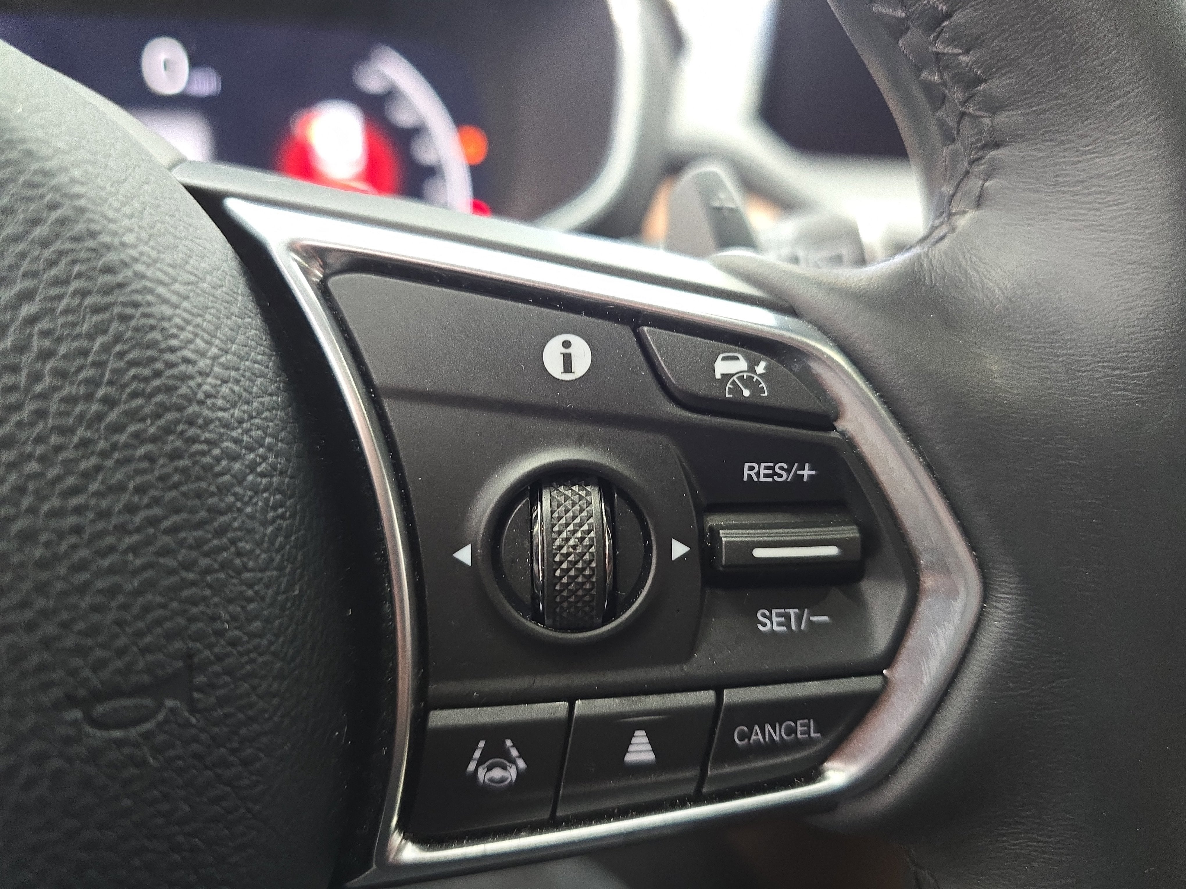 2023 Acura MDX w/Technology Package