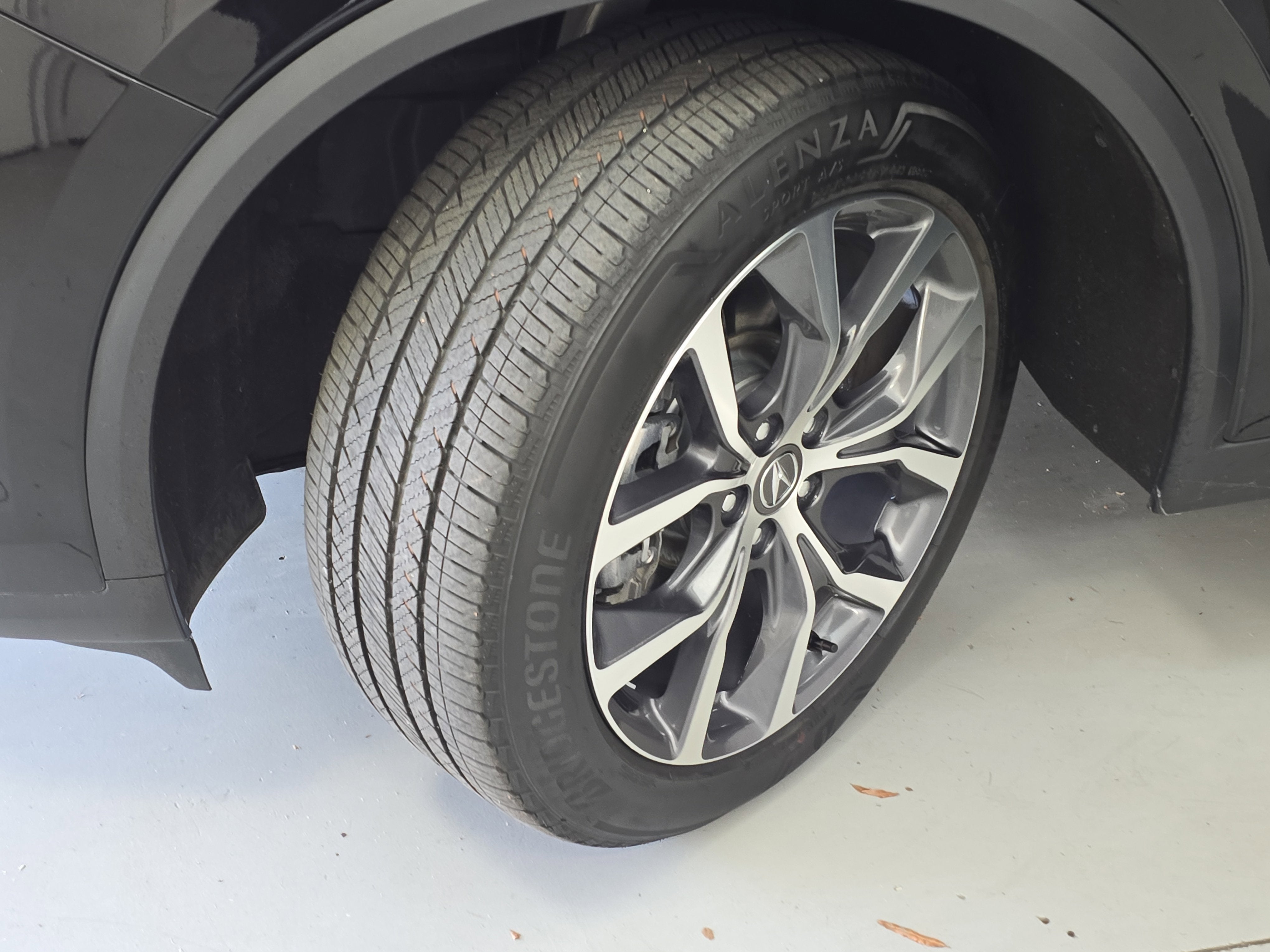 2023 Acura MDX w/Technology Package