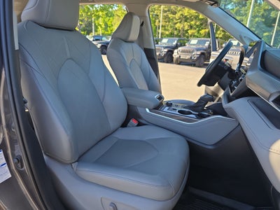 2021 Toyota Highlander Platinum