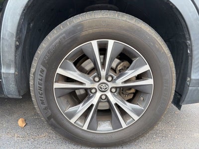 2018 Toyota Highlander LE