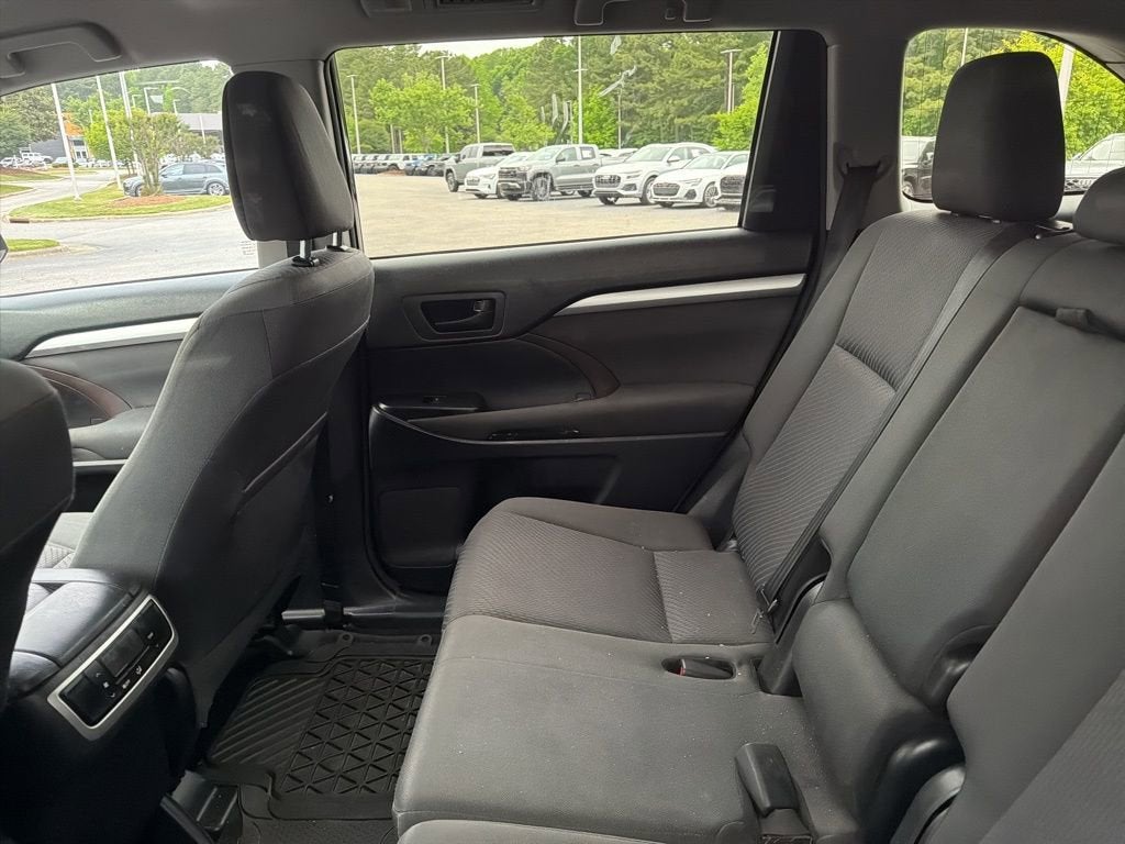 2018 Toyota Highlander LE