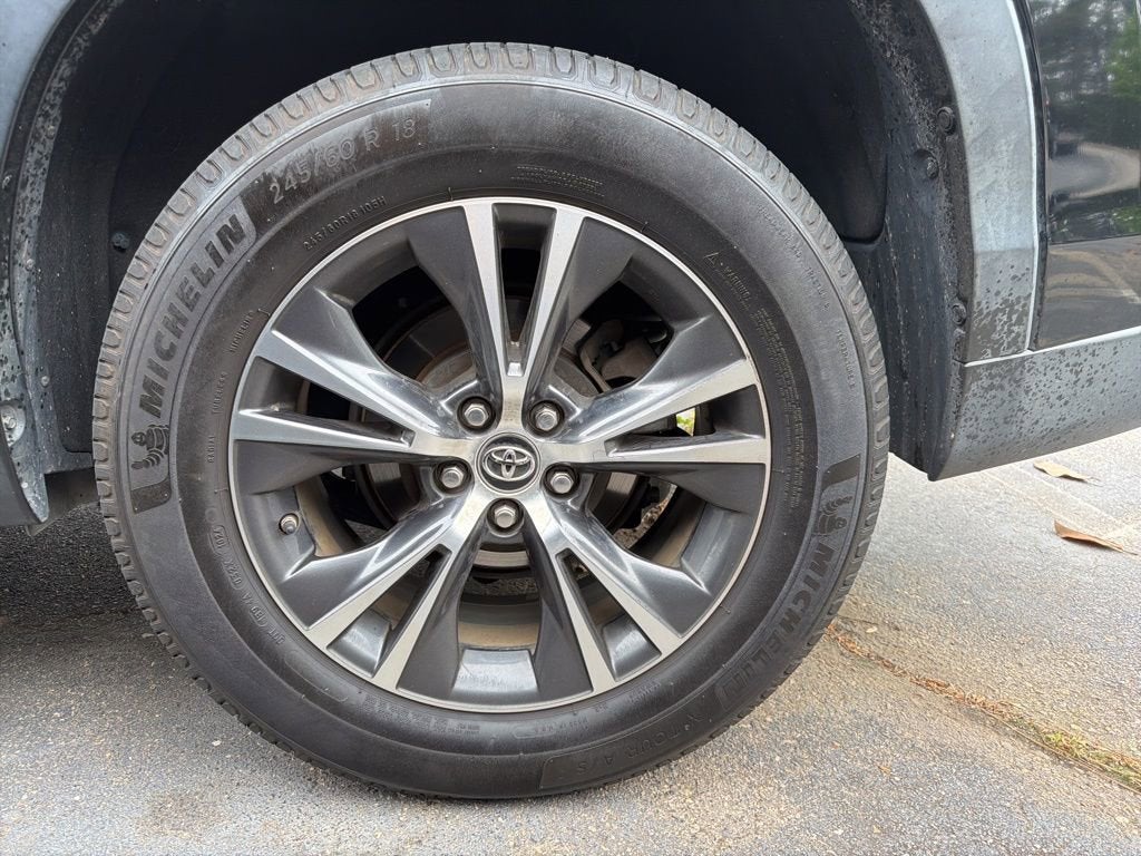 2018 Toyota Highlander LE
