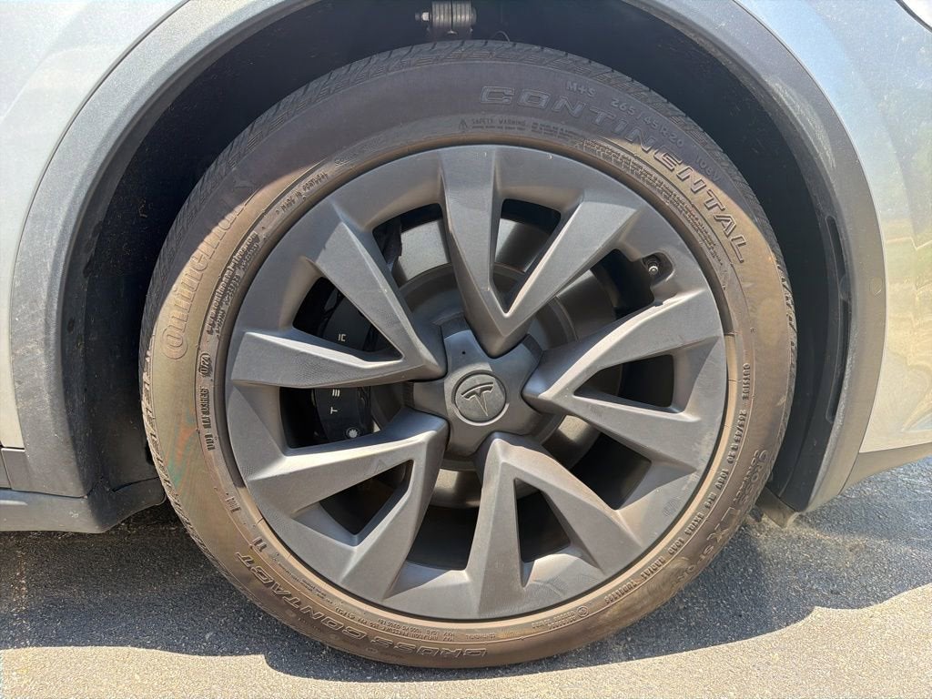 2025 Tesla Model X Base