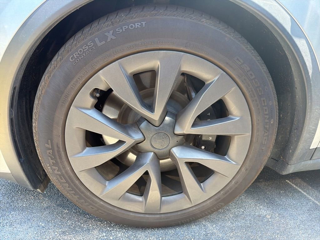 2025 Tesla Model X Base