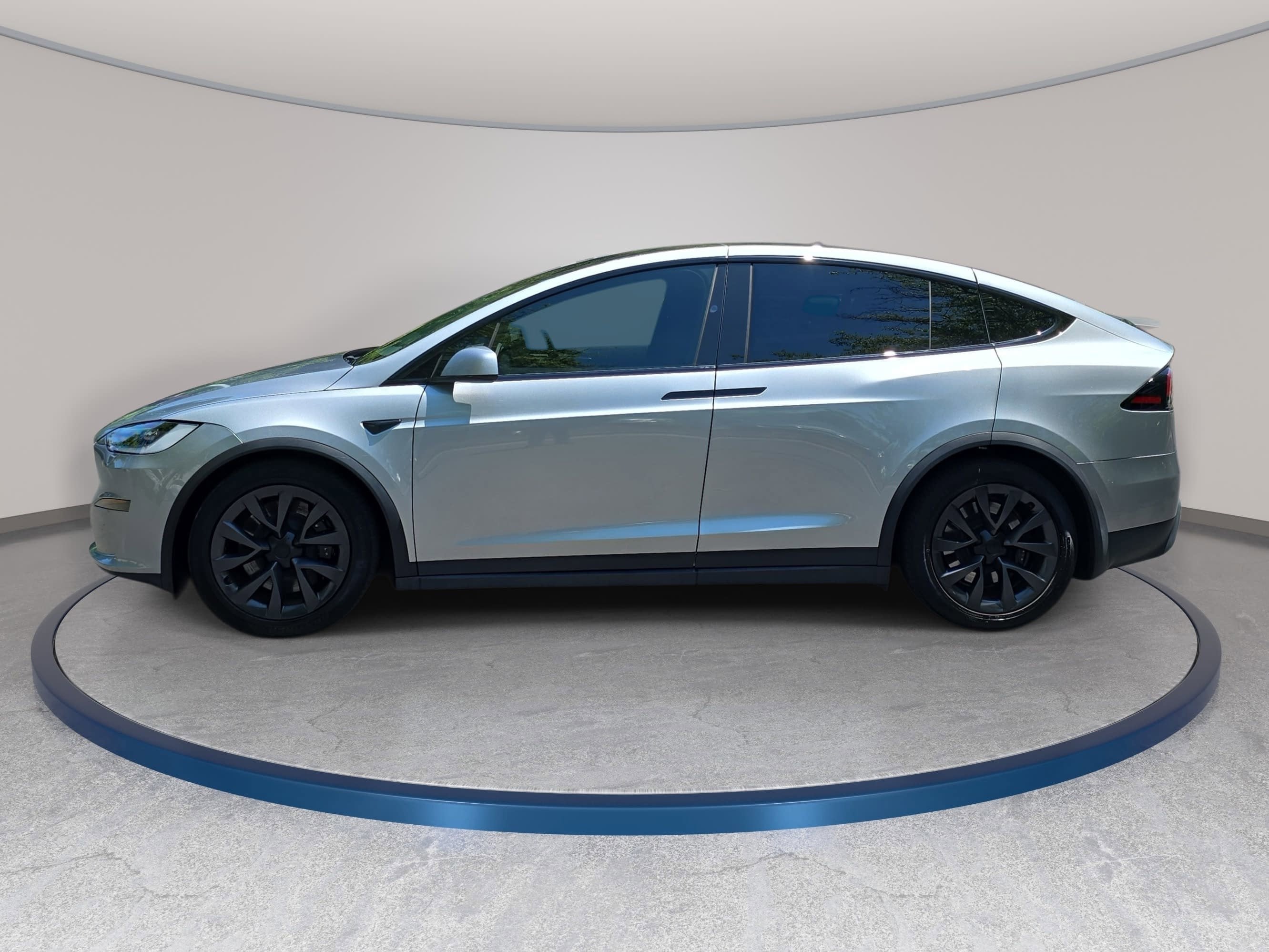 2025 Tesla Model X Base