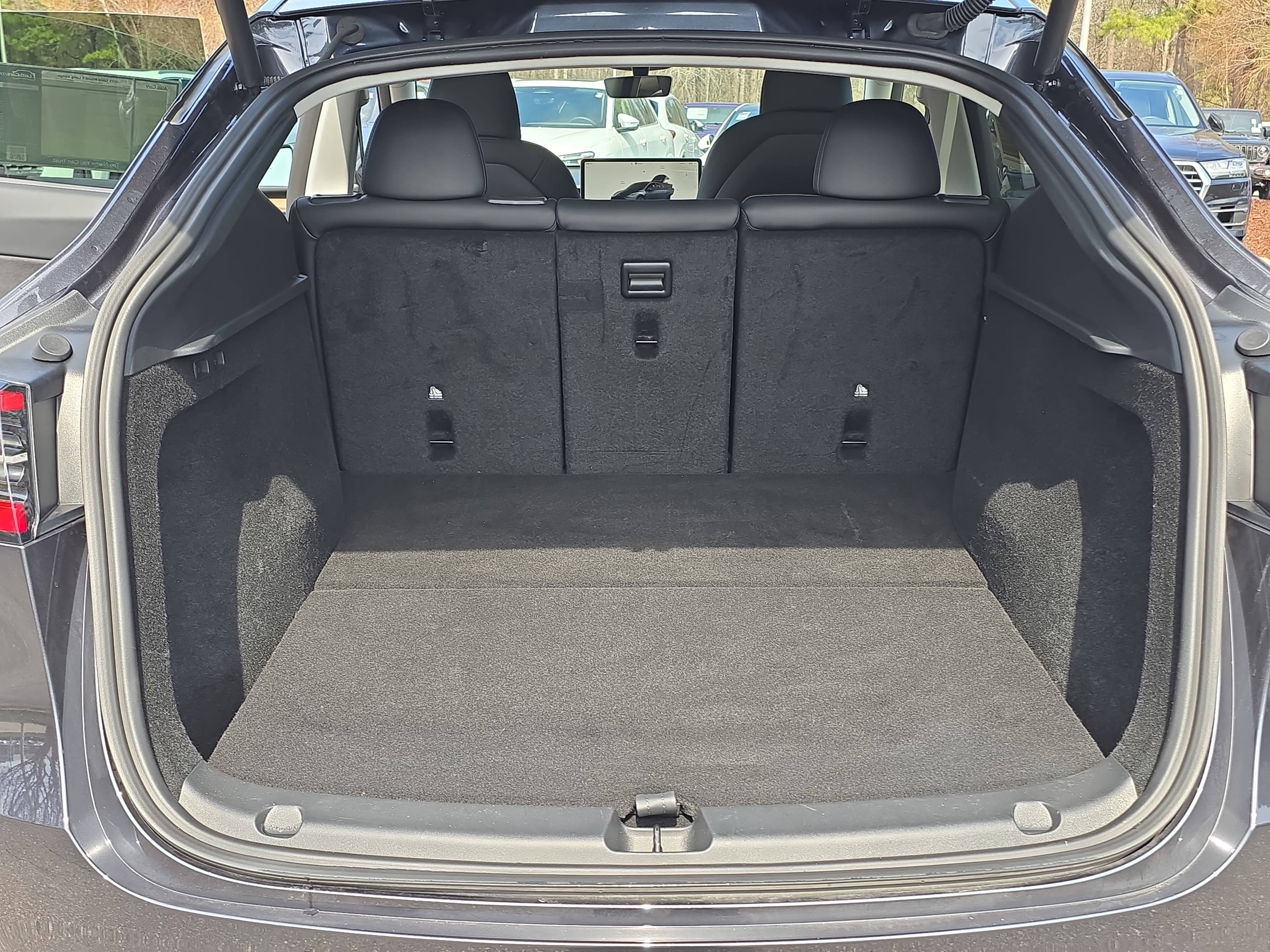 2025 Tesla Model Y Long Range