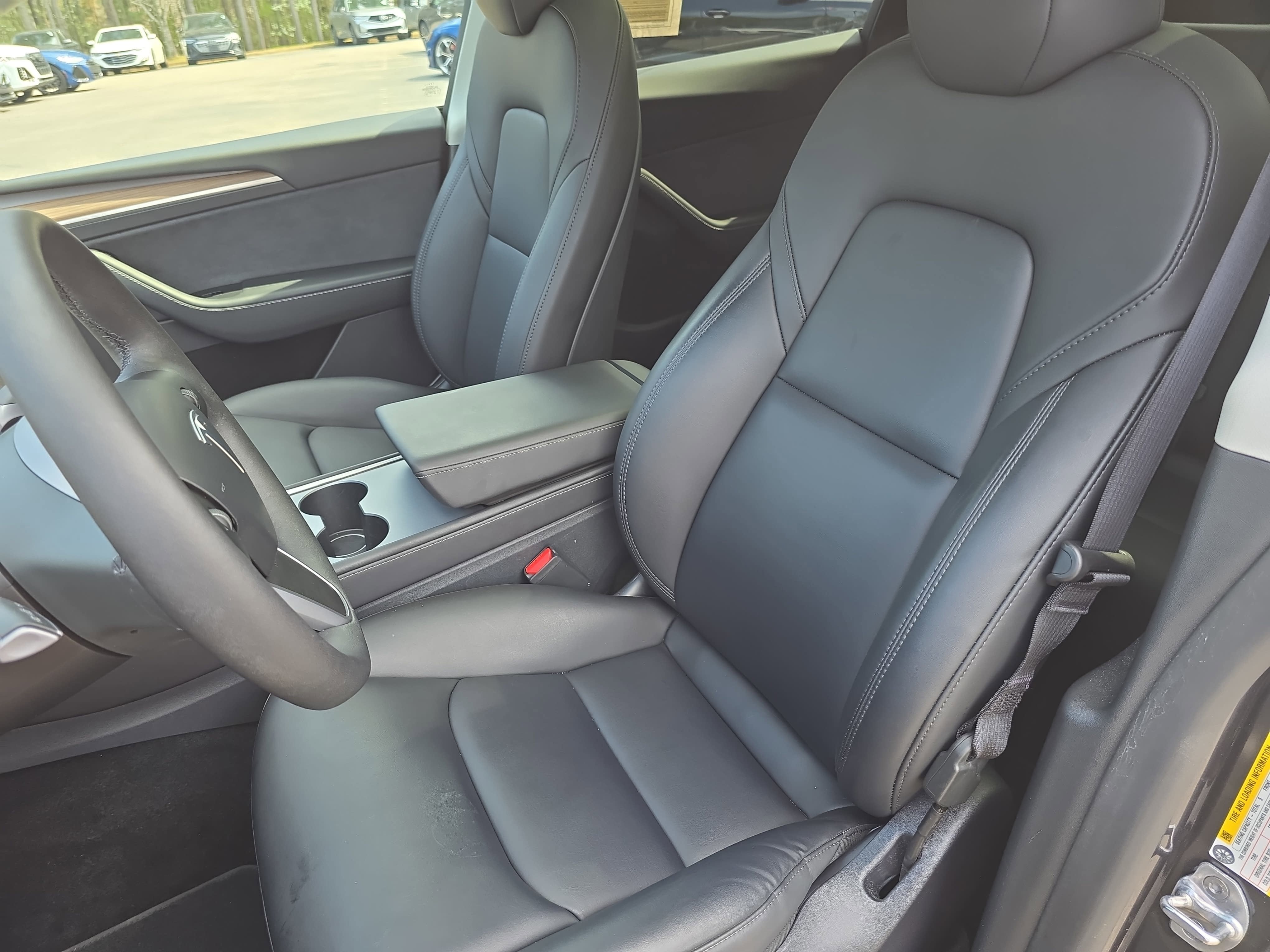 2025 Tesla Model Y Long Range