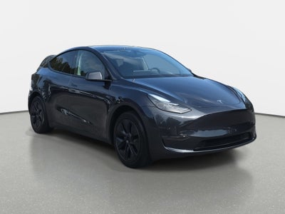 2025 Tesla Model Y Long Range