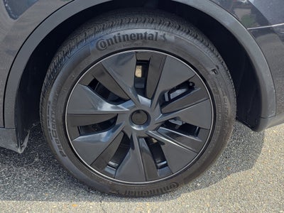 2025 Tesla Model Y Long Range