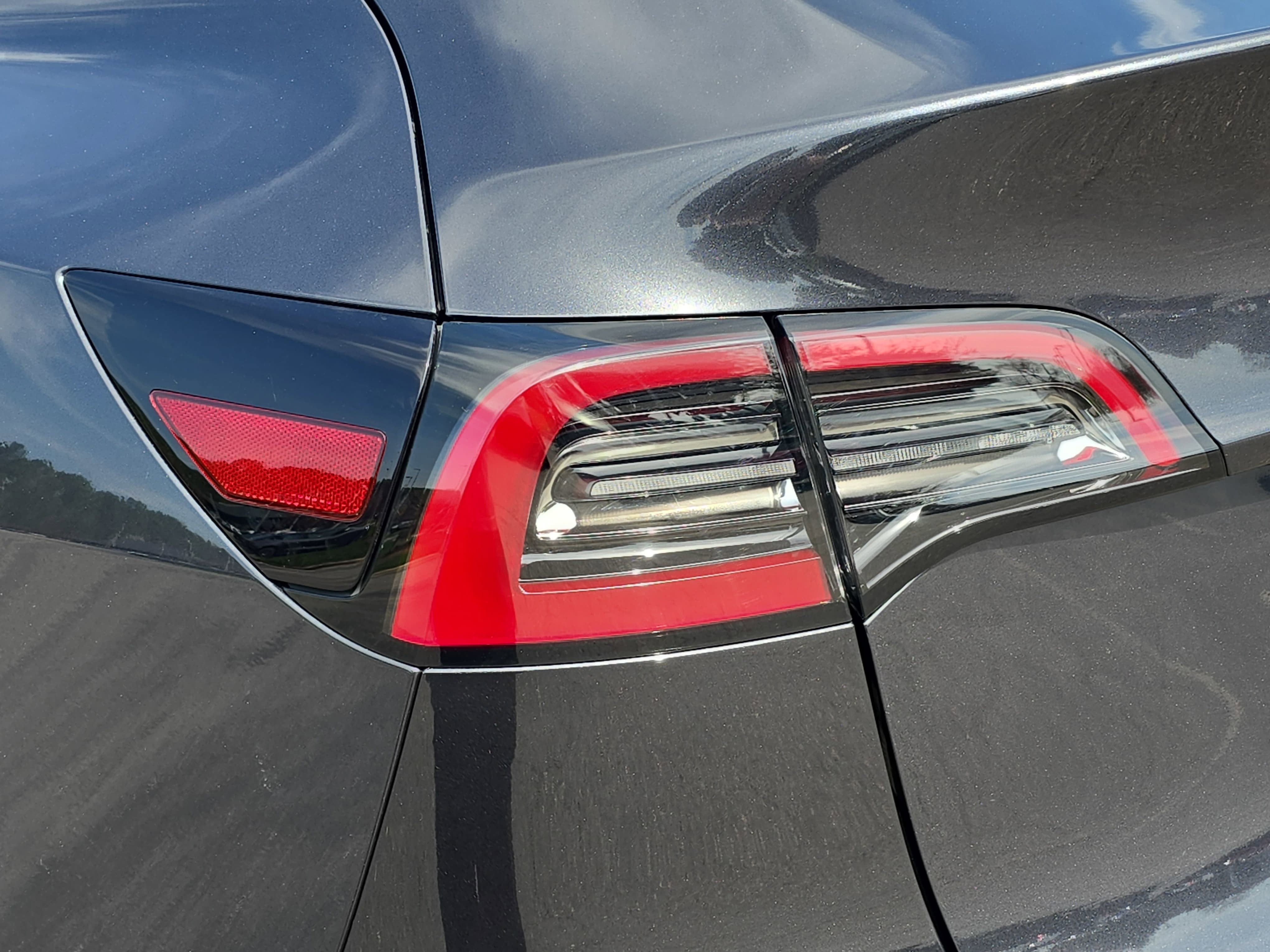 2025 Tesla Model Y Long Range