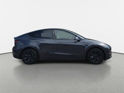 2025 Tesla Model Y Long Range