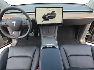 2025 Tesla Model Y Long Range