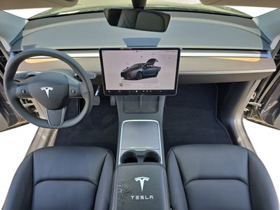 2024 Tesla Model Y Long Range