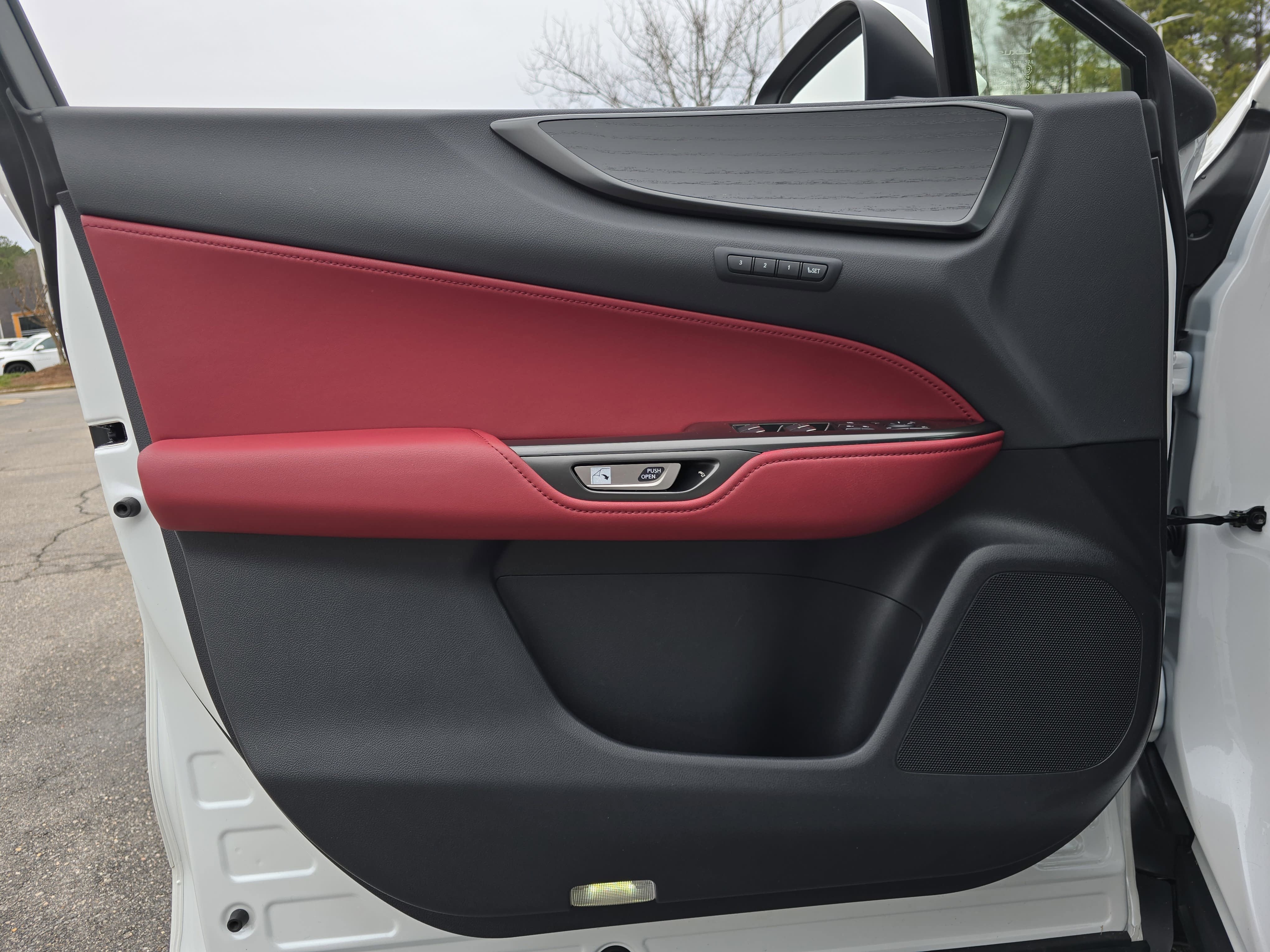 2024 Lexus NX NX 450h+ Luxury