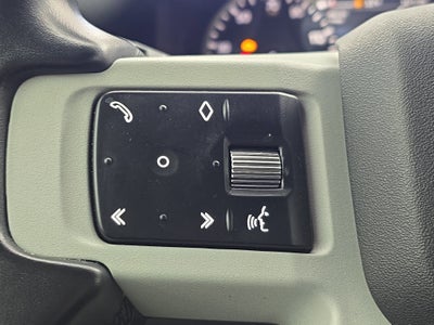 2023 Land Rover Defender X-Dynamic SE