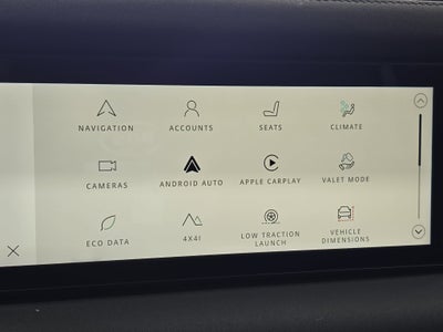 2023 Land Rover Defender X-Dynamic SE