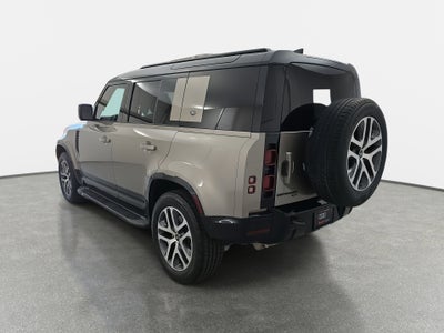 2023 Land Rover Defender X-Dynamic SE