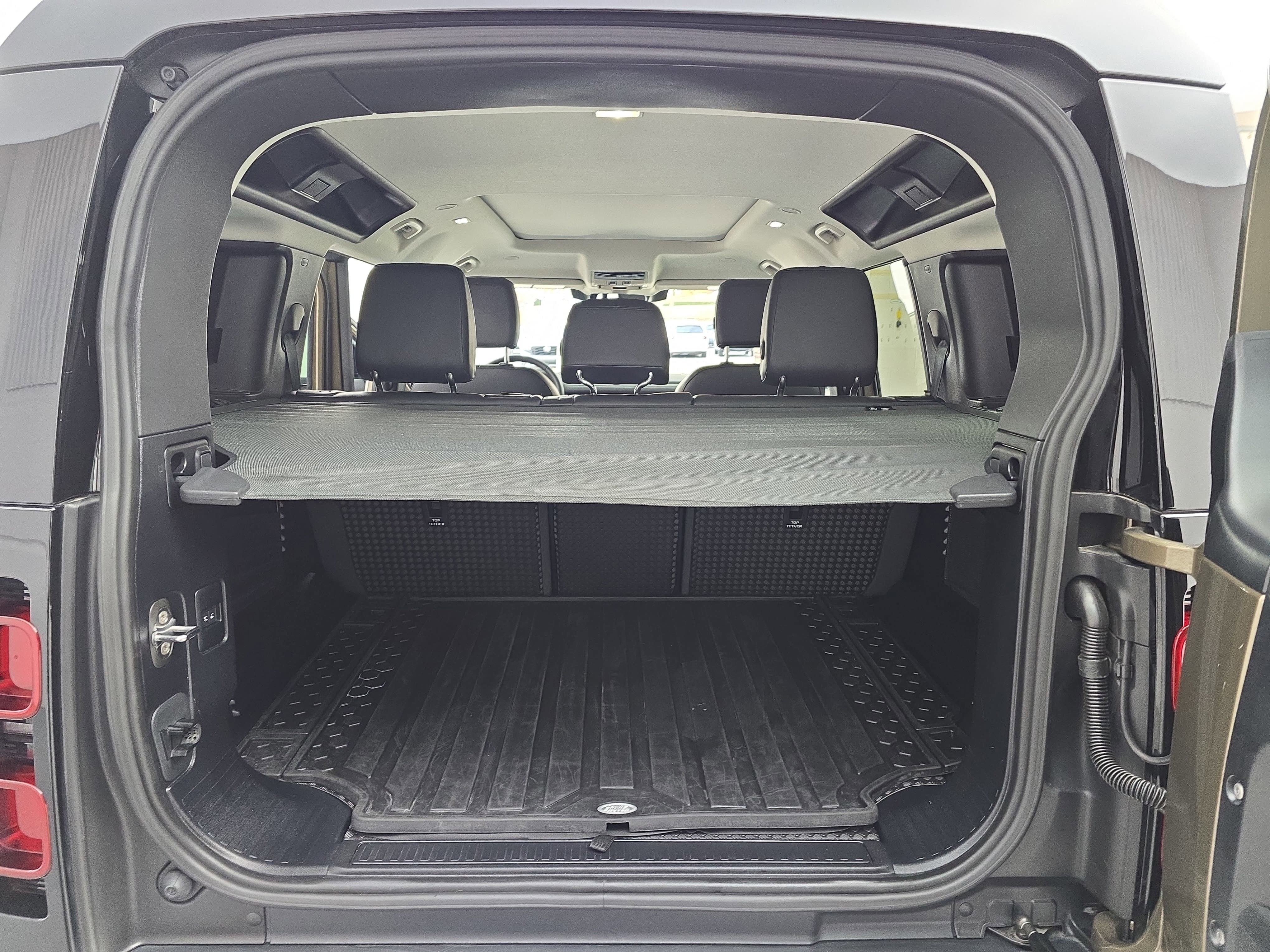 2024 Land Rover Defender S