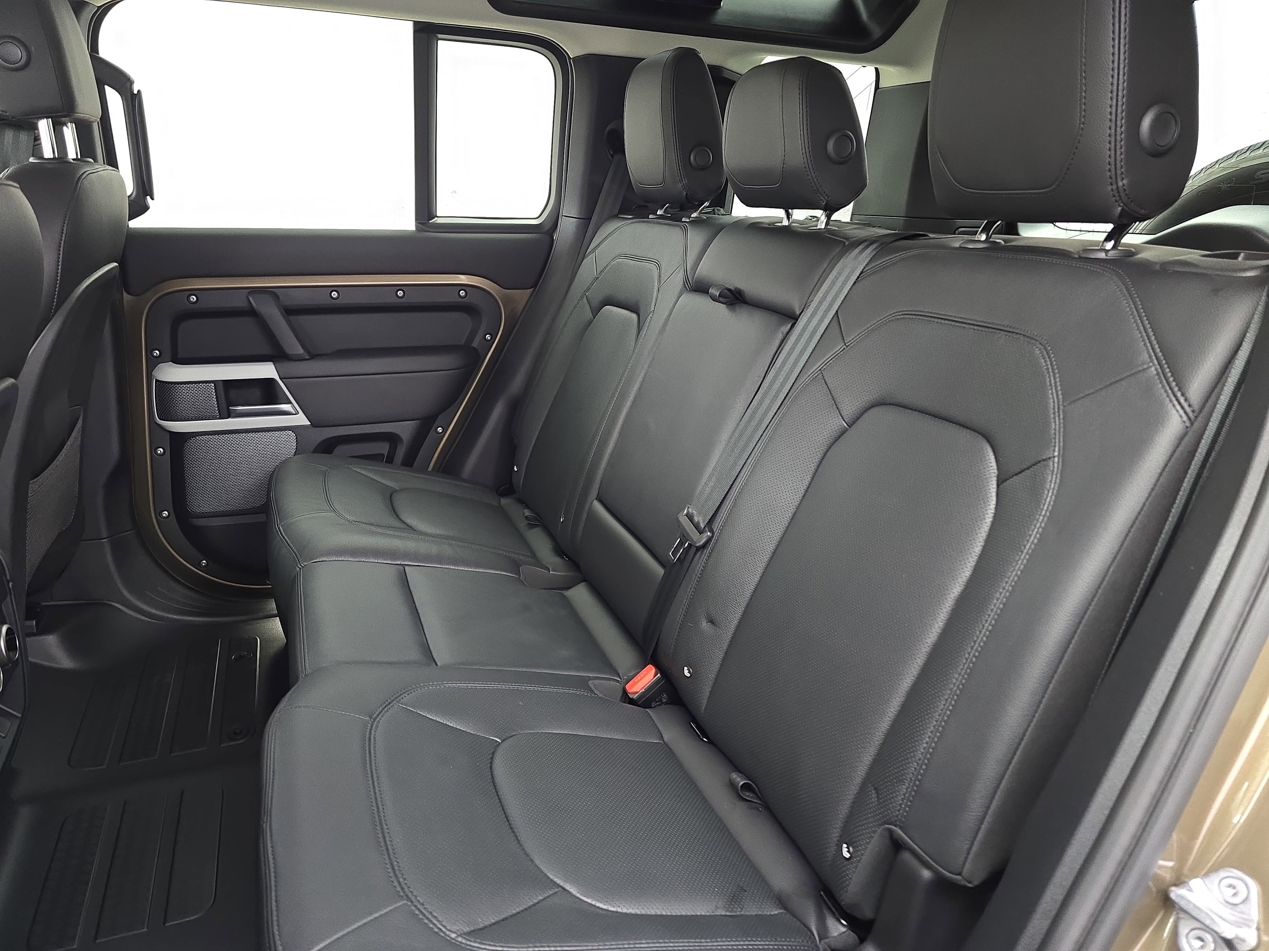 2024 Land Rover Defender S