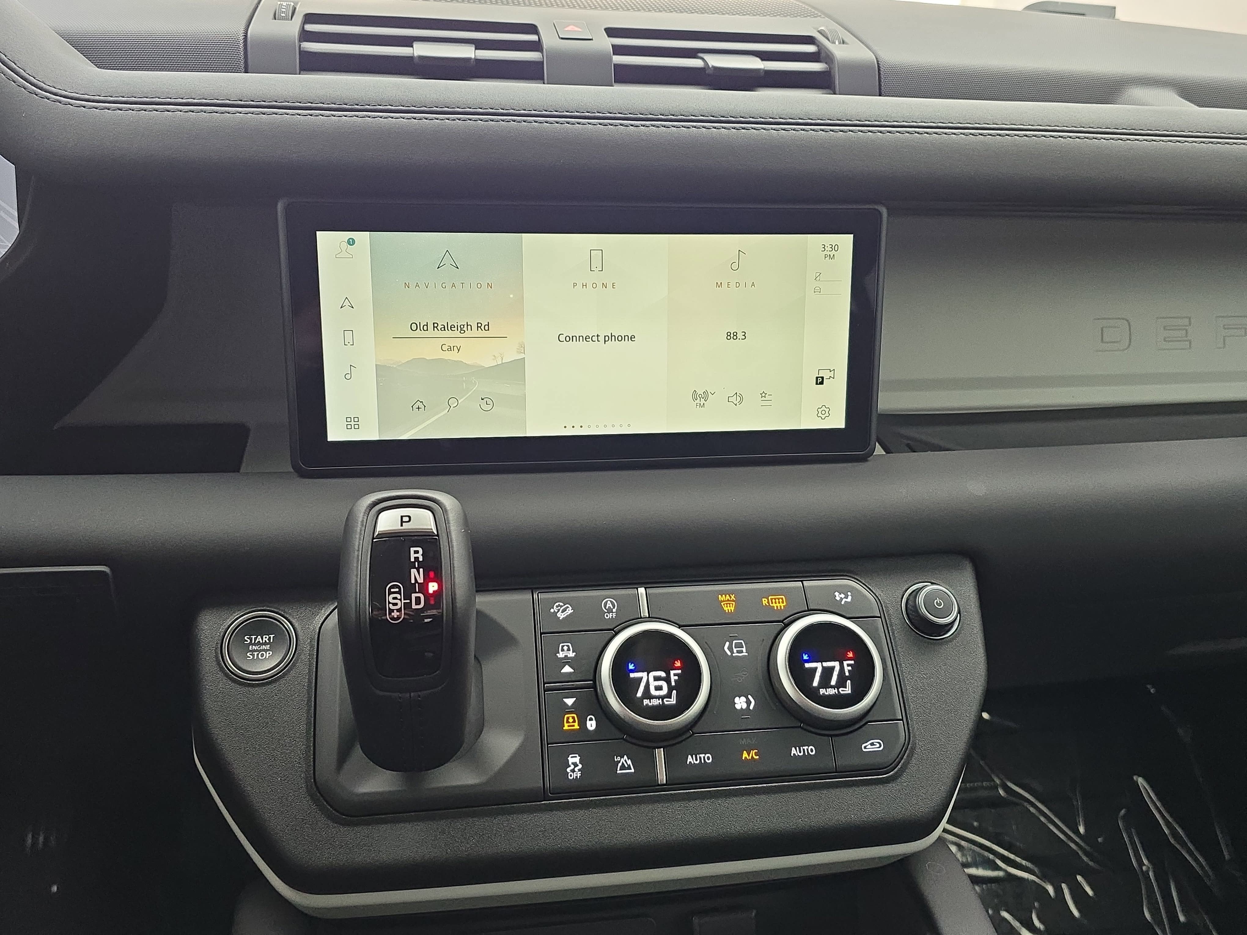 2024 Land Rover Defender S