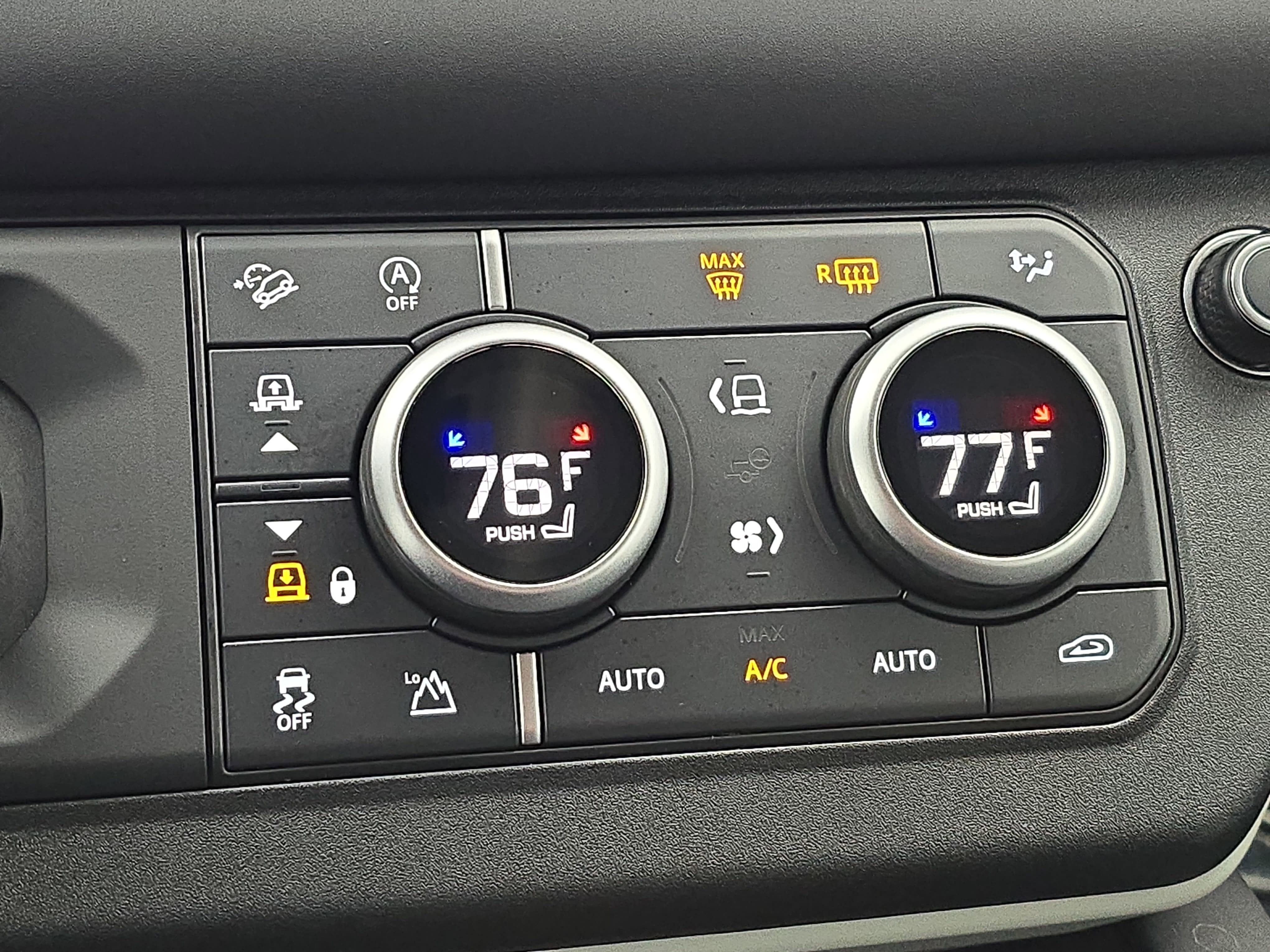 2024 Land Rover Defender S