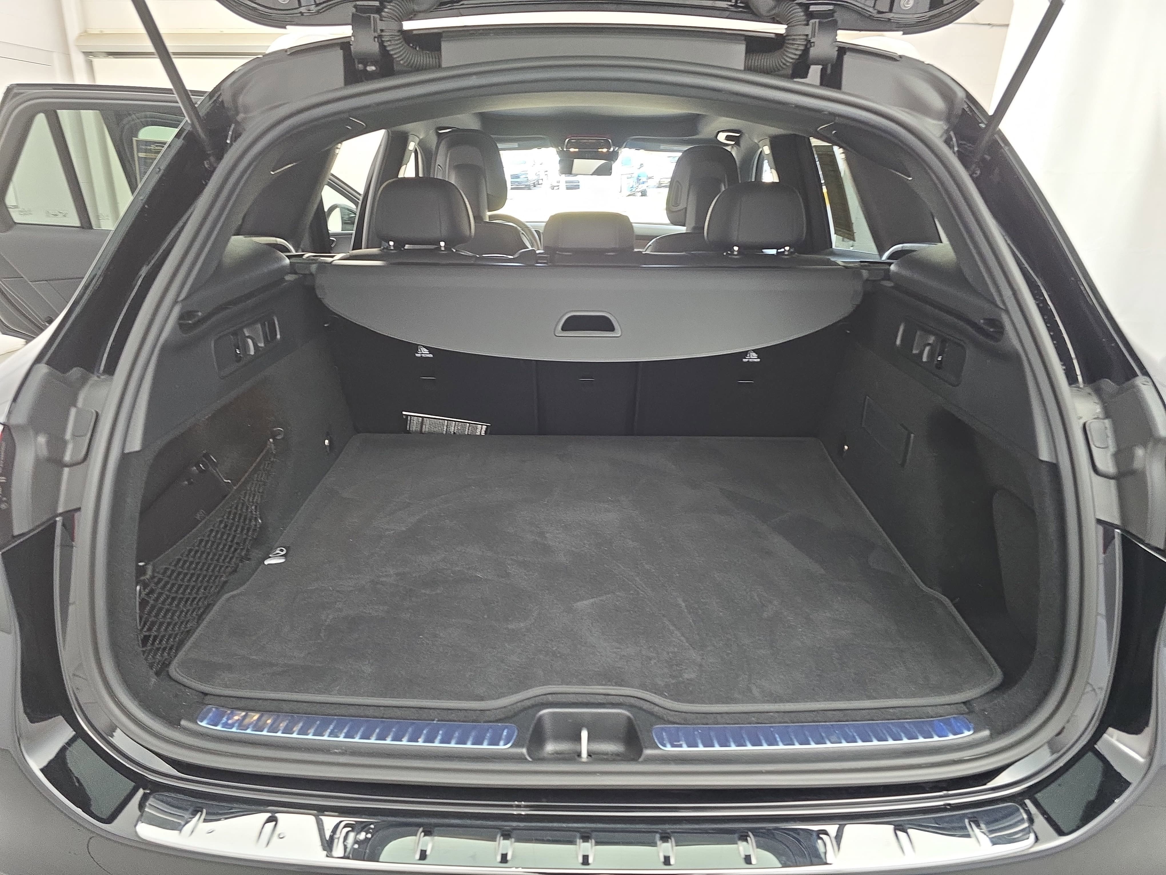 2025 Mercedes-Benz GLC GLC 300