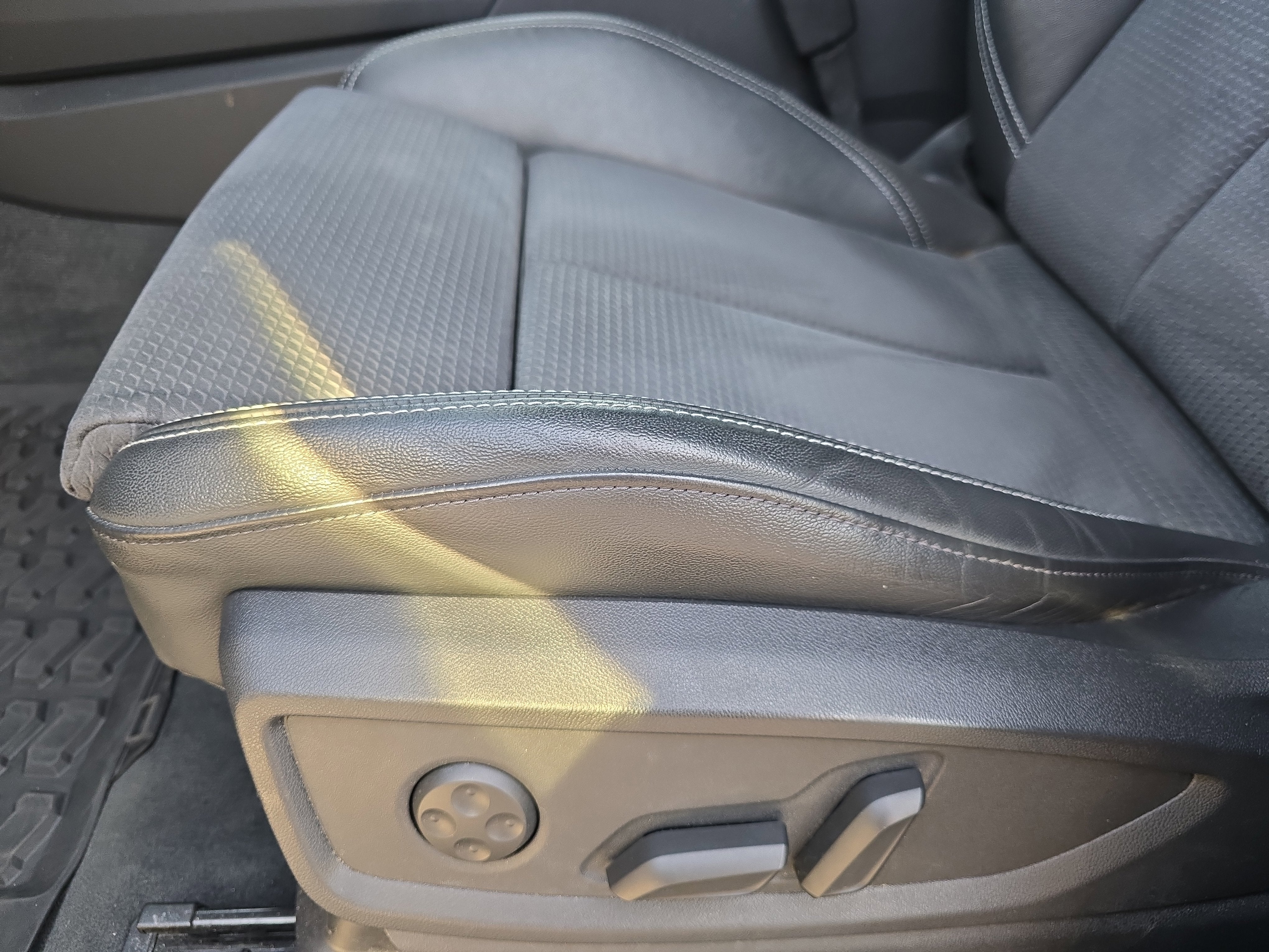2022 Audi SQ5 Sportback Premium