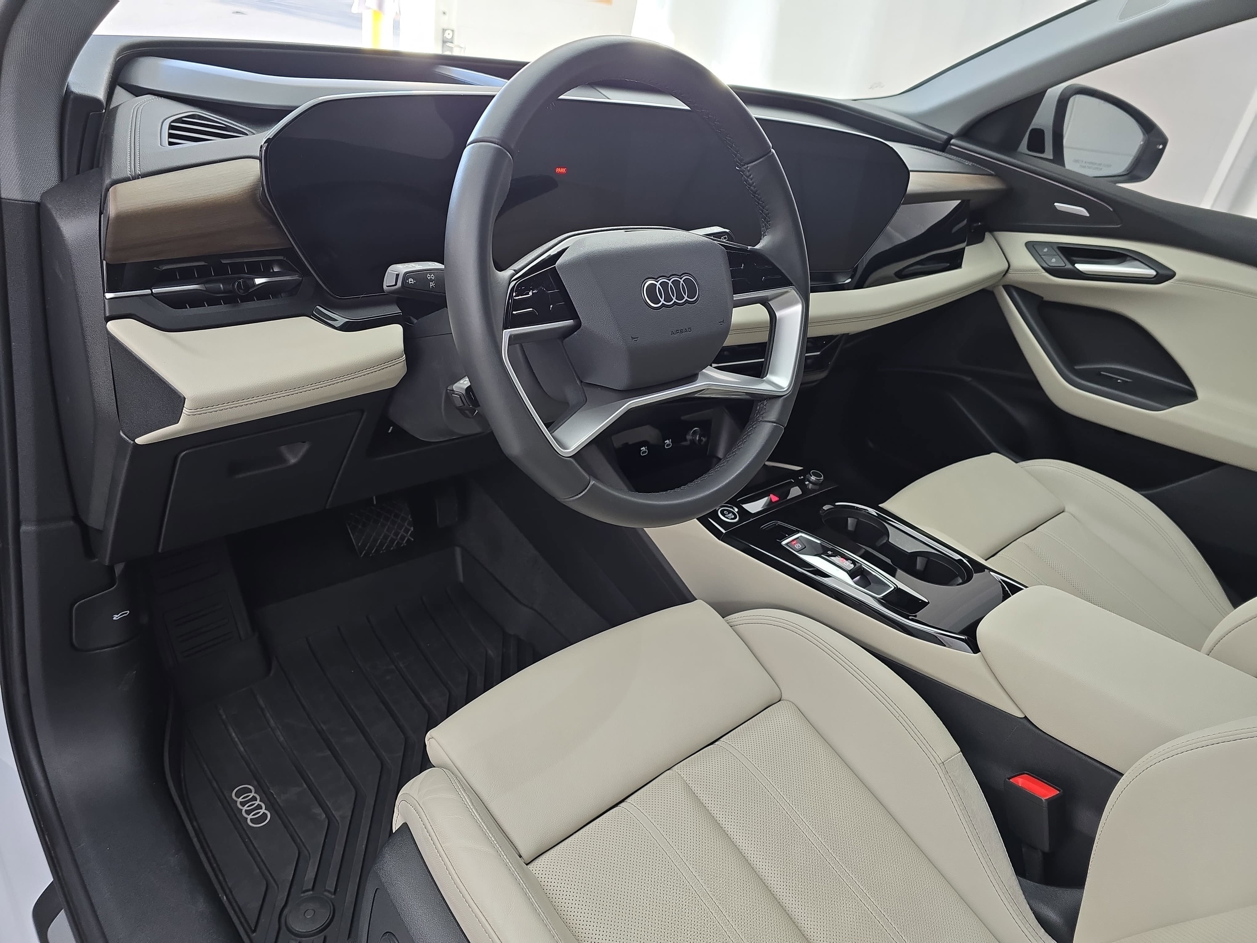 2025 Audi Q6 e-tron Premium Plus