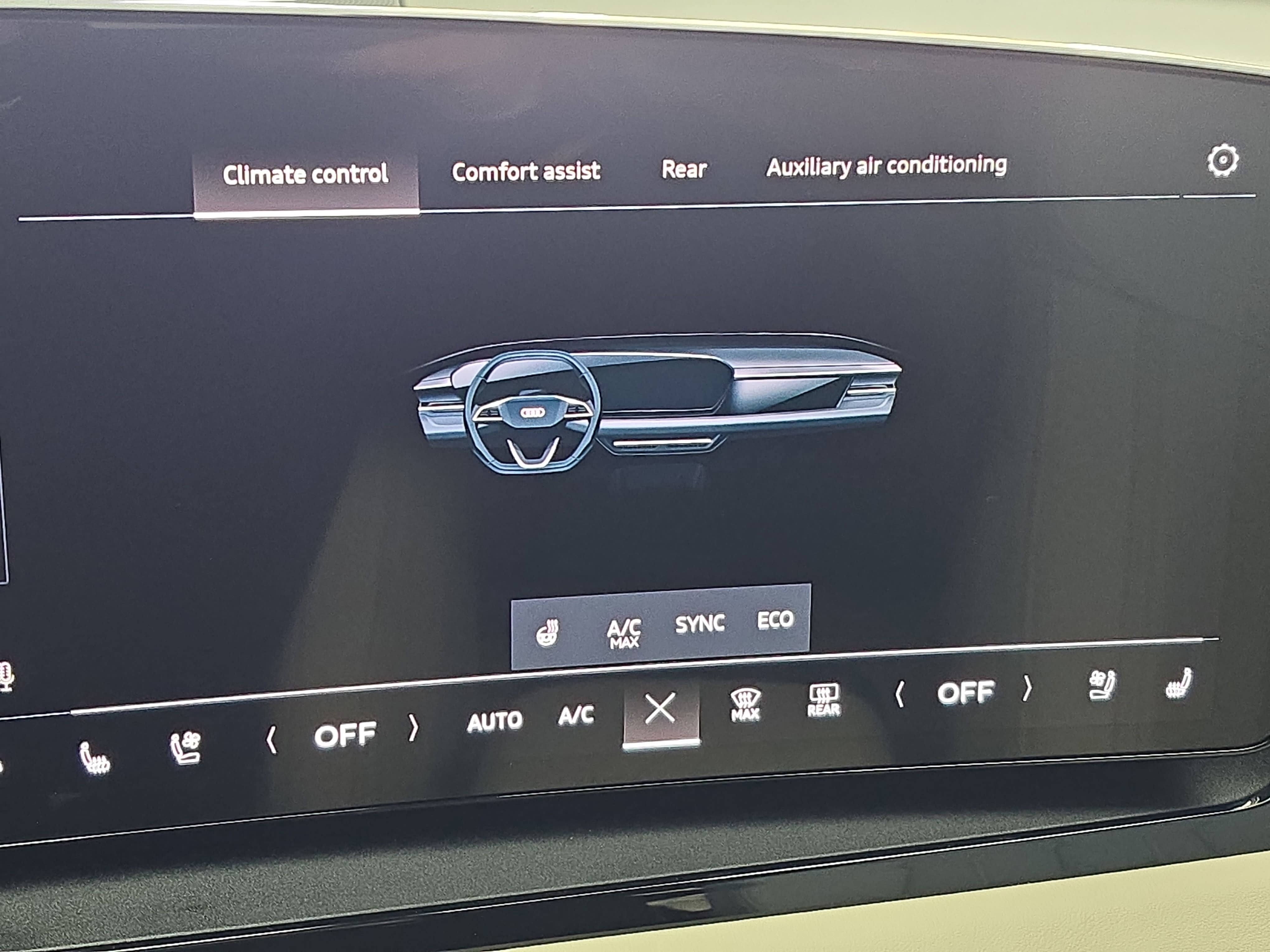 2025 Audi Q6 e-tron Premium Plus