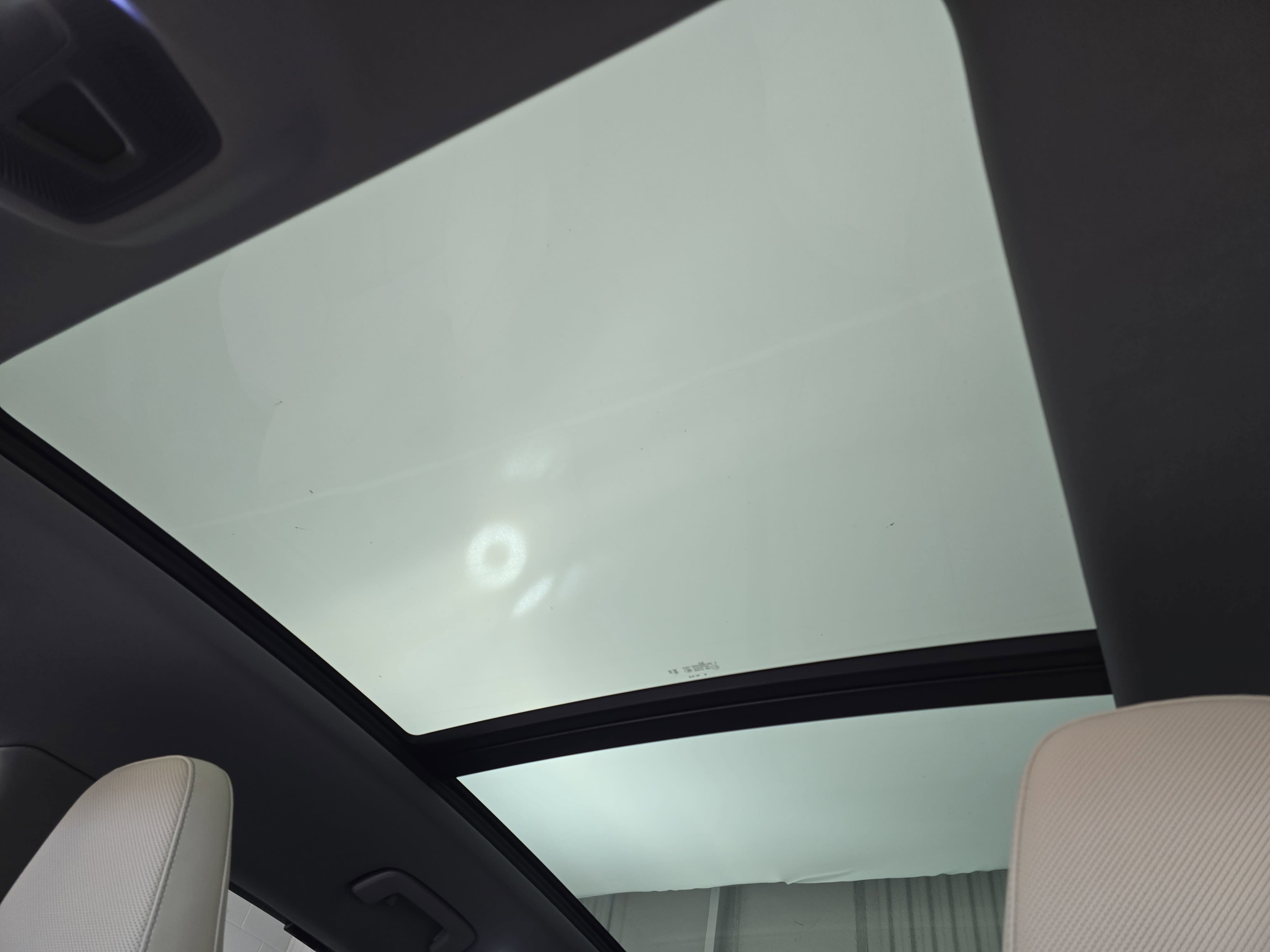 2025 Audi Q6 e-tron Premium Plus