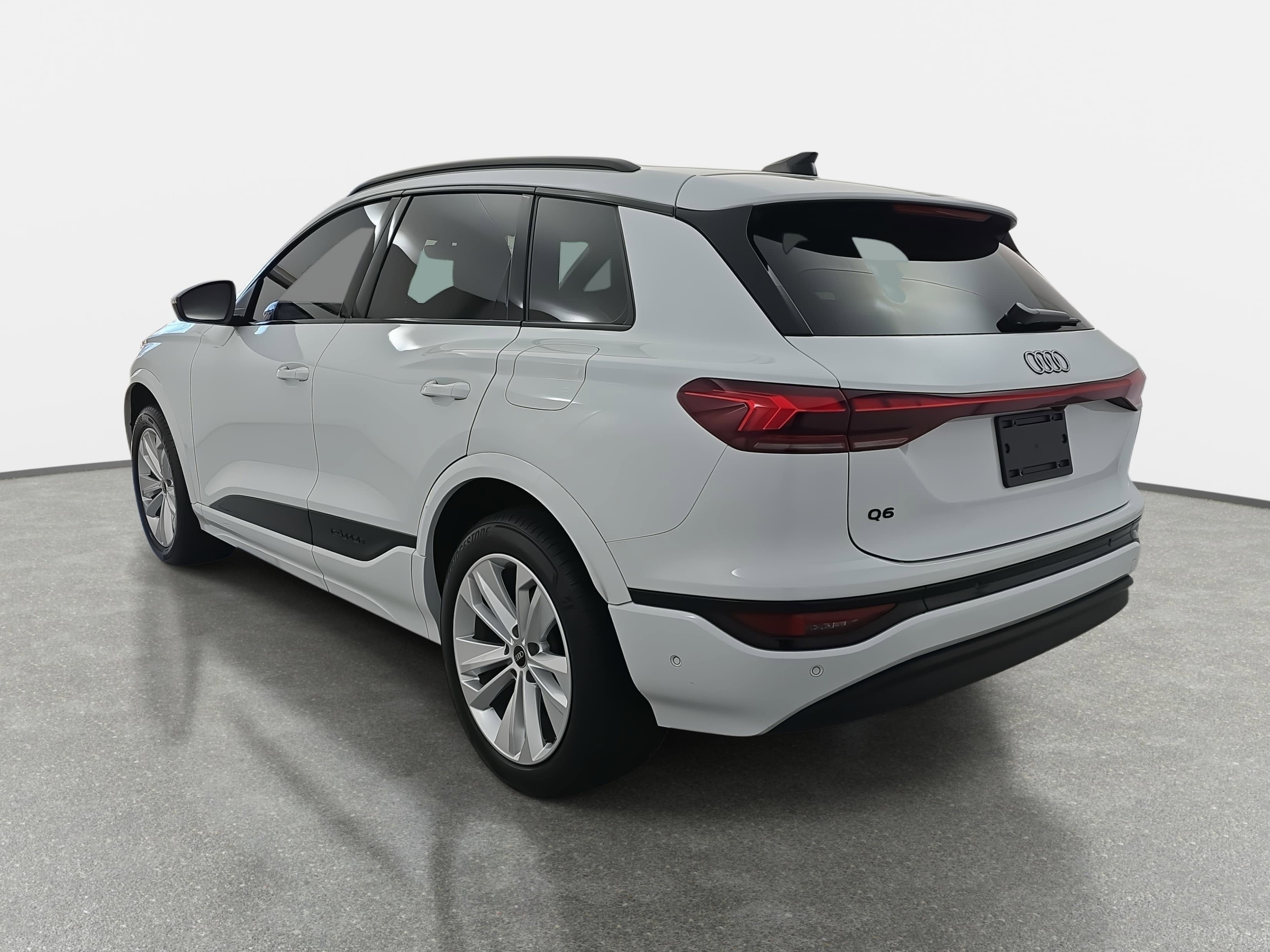 2025 Audi Q6 e-tron Premium Plus