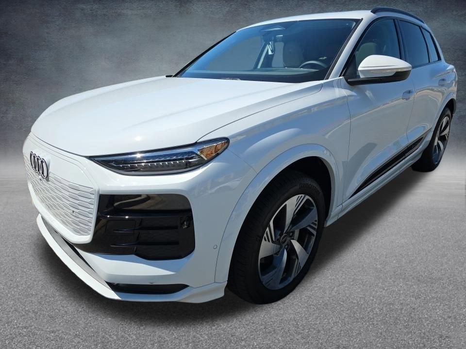 2025 Audi Q6 e-tron Premium Plus