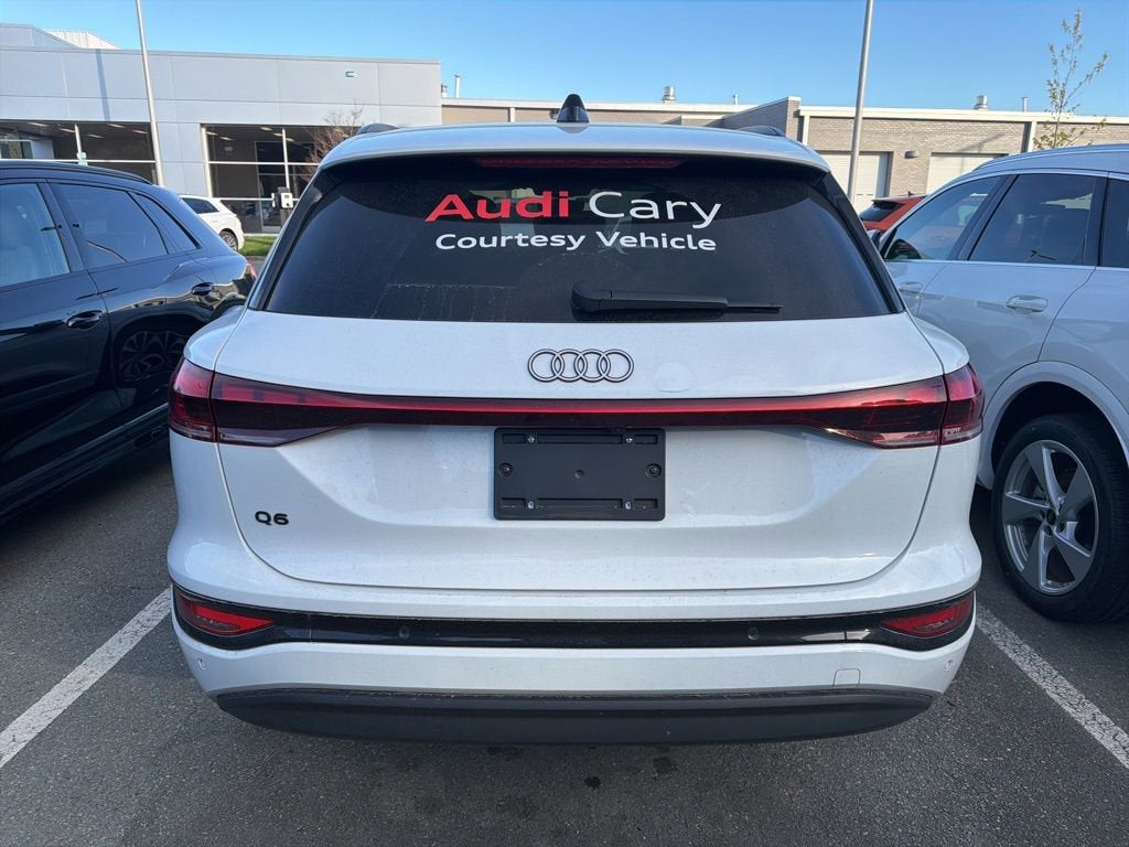 2025 Audi Q6 e-tron Premium Plus