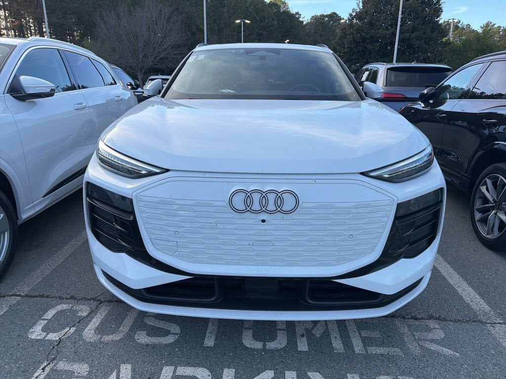 2025 Audi Q6 e-tron Premium Plus