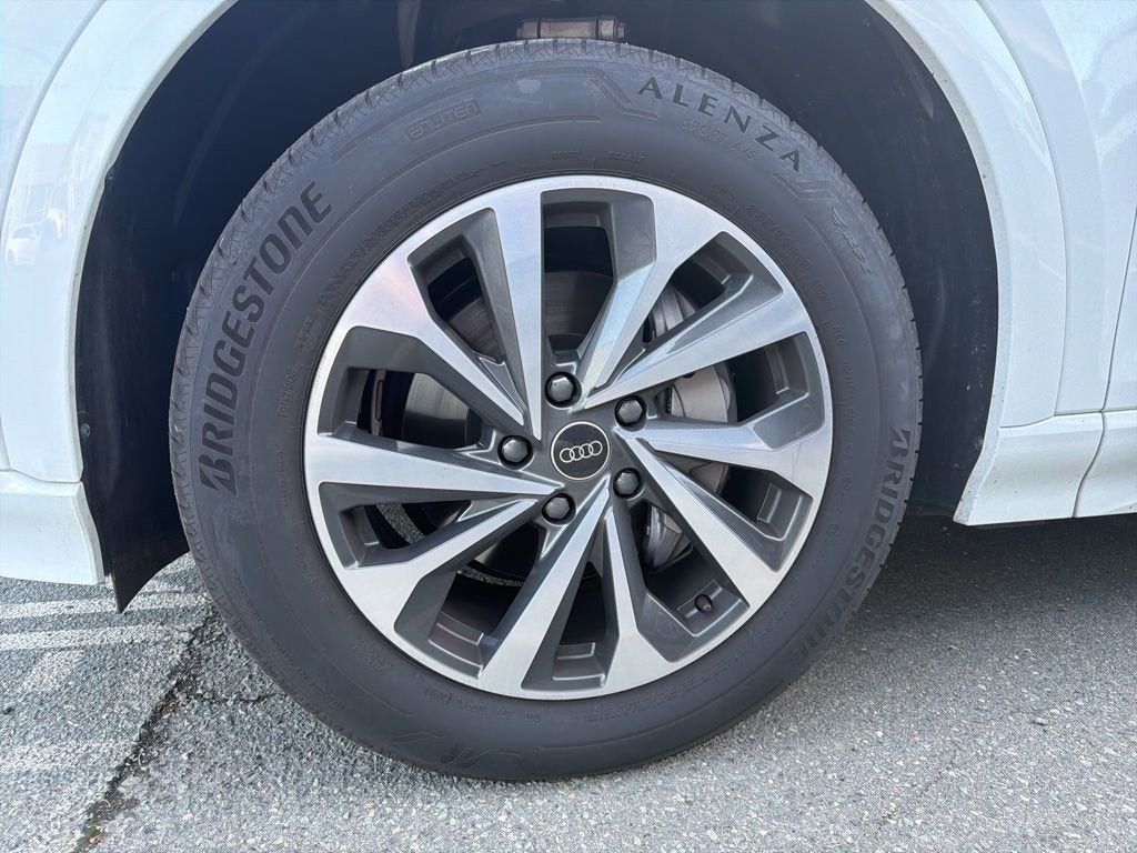 2025 Audi Q6 e-tron Premium Plus