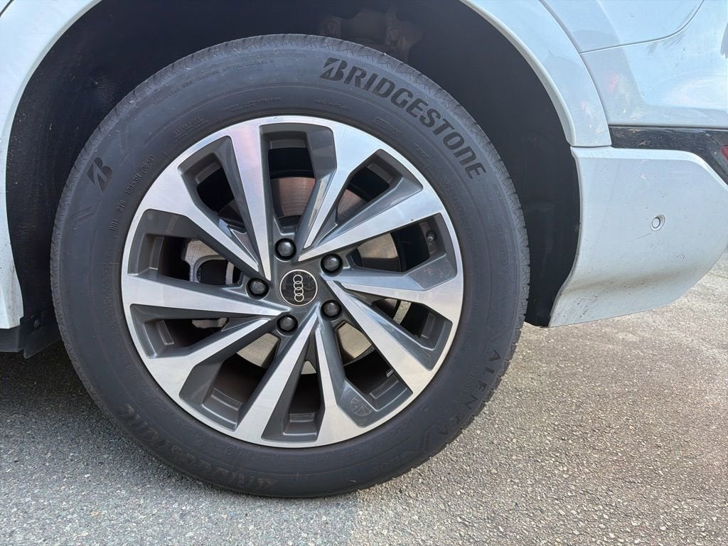 2025 Audi Q6 e-tron Premium Plus