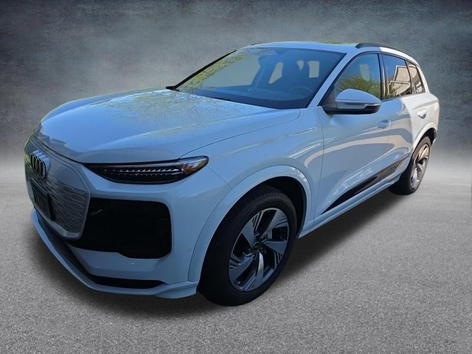 2025 Audi Q6 e-tron Premium Plus