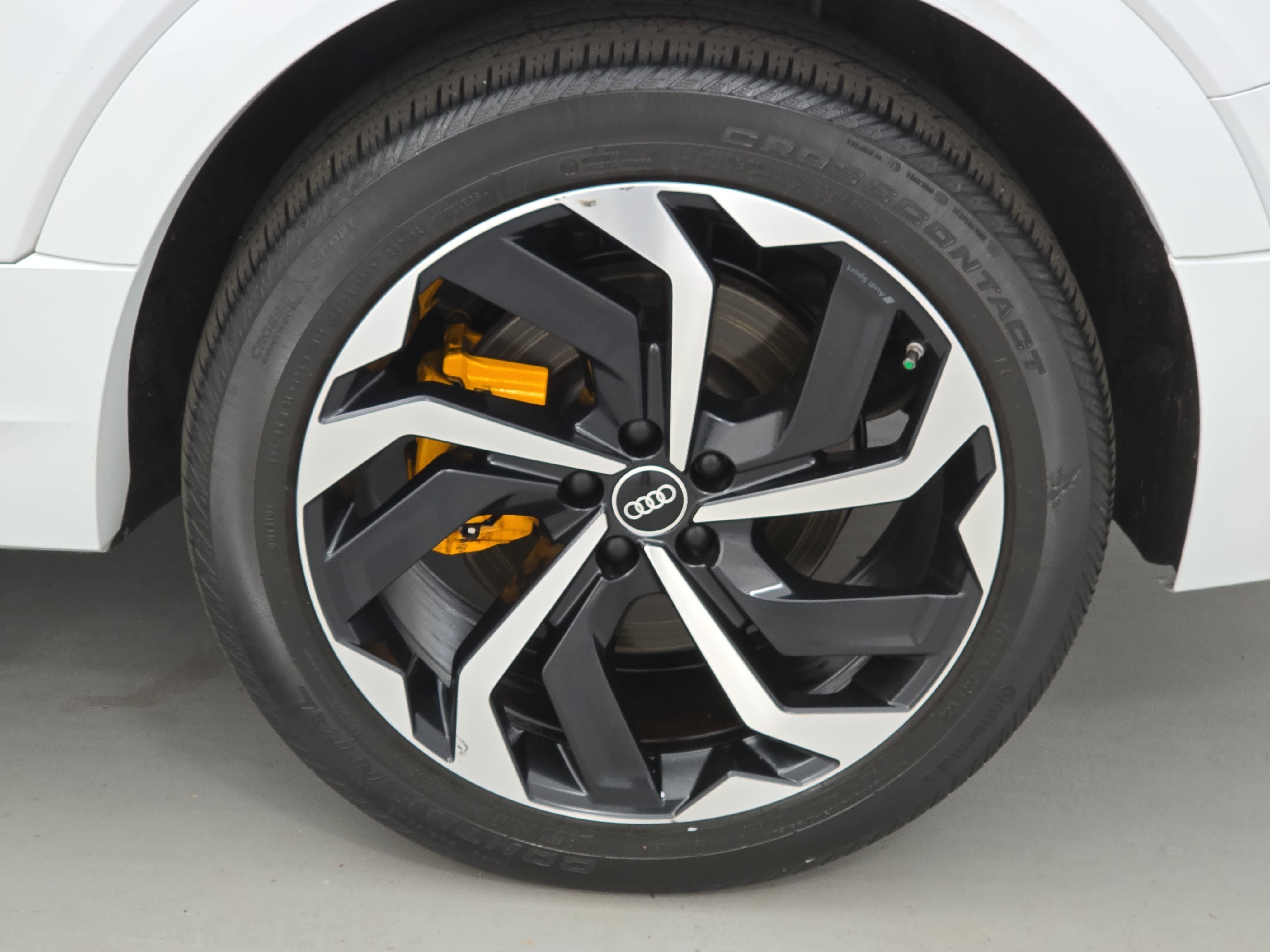 2022 Audi e-tron Sportback S line Premium Plus