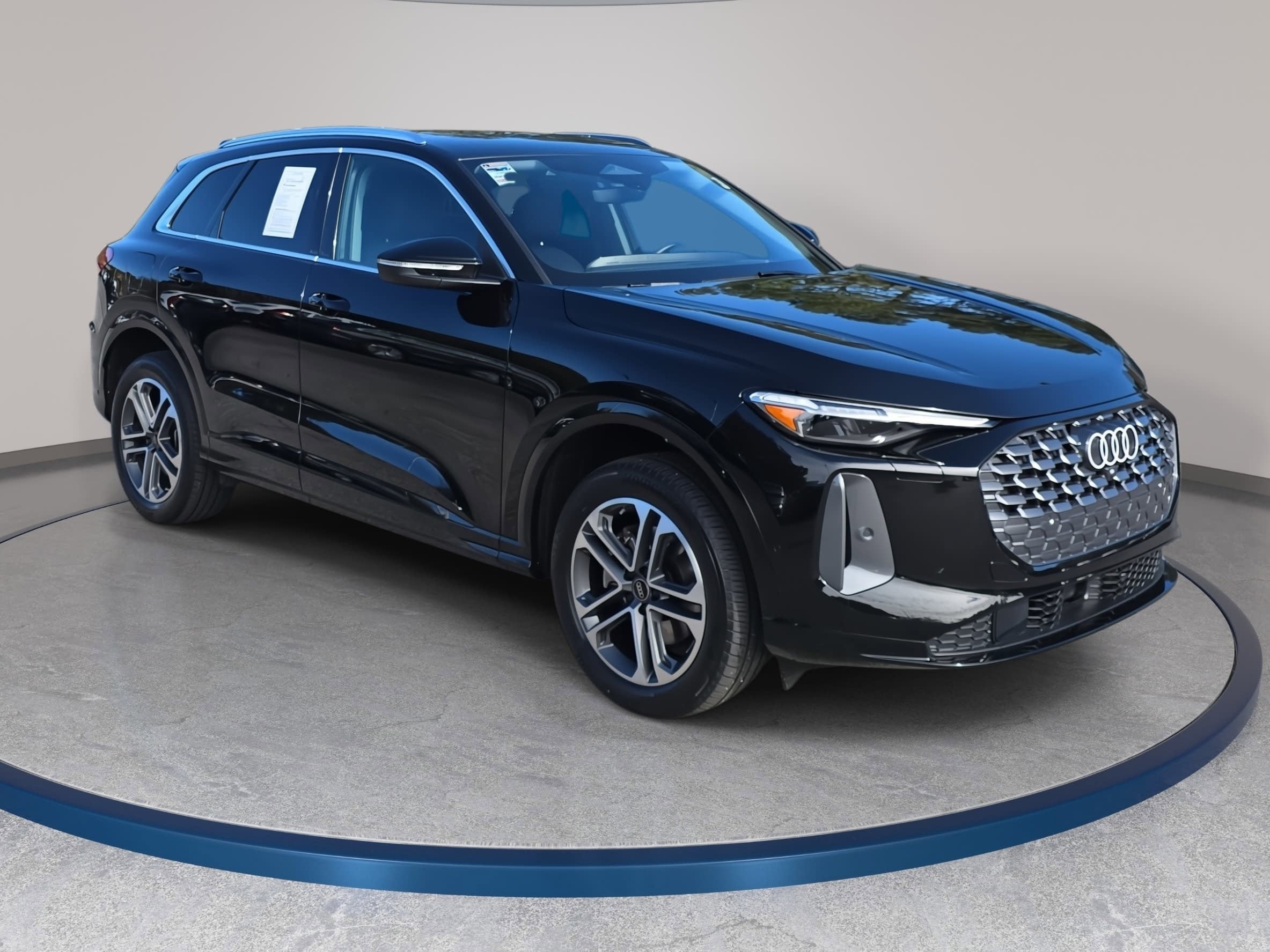 2025 Audi Q5 Premium Plus