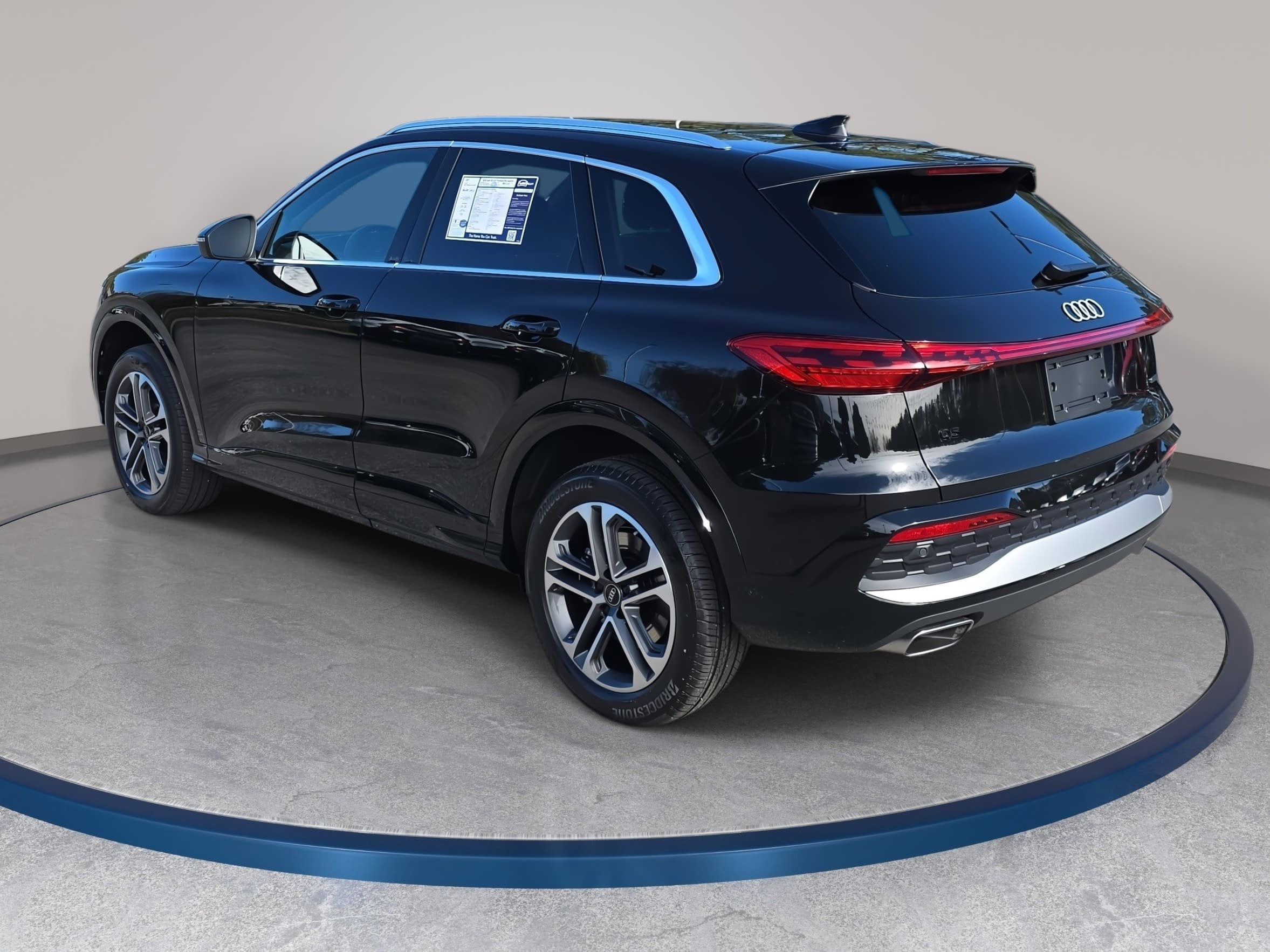 2025 Audi Q5 Premium Plus