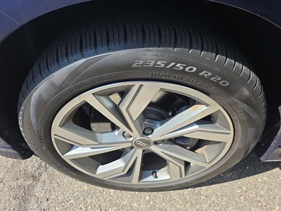 2025 Audi Q4 e-tron Sportback Premium