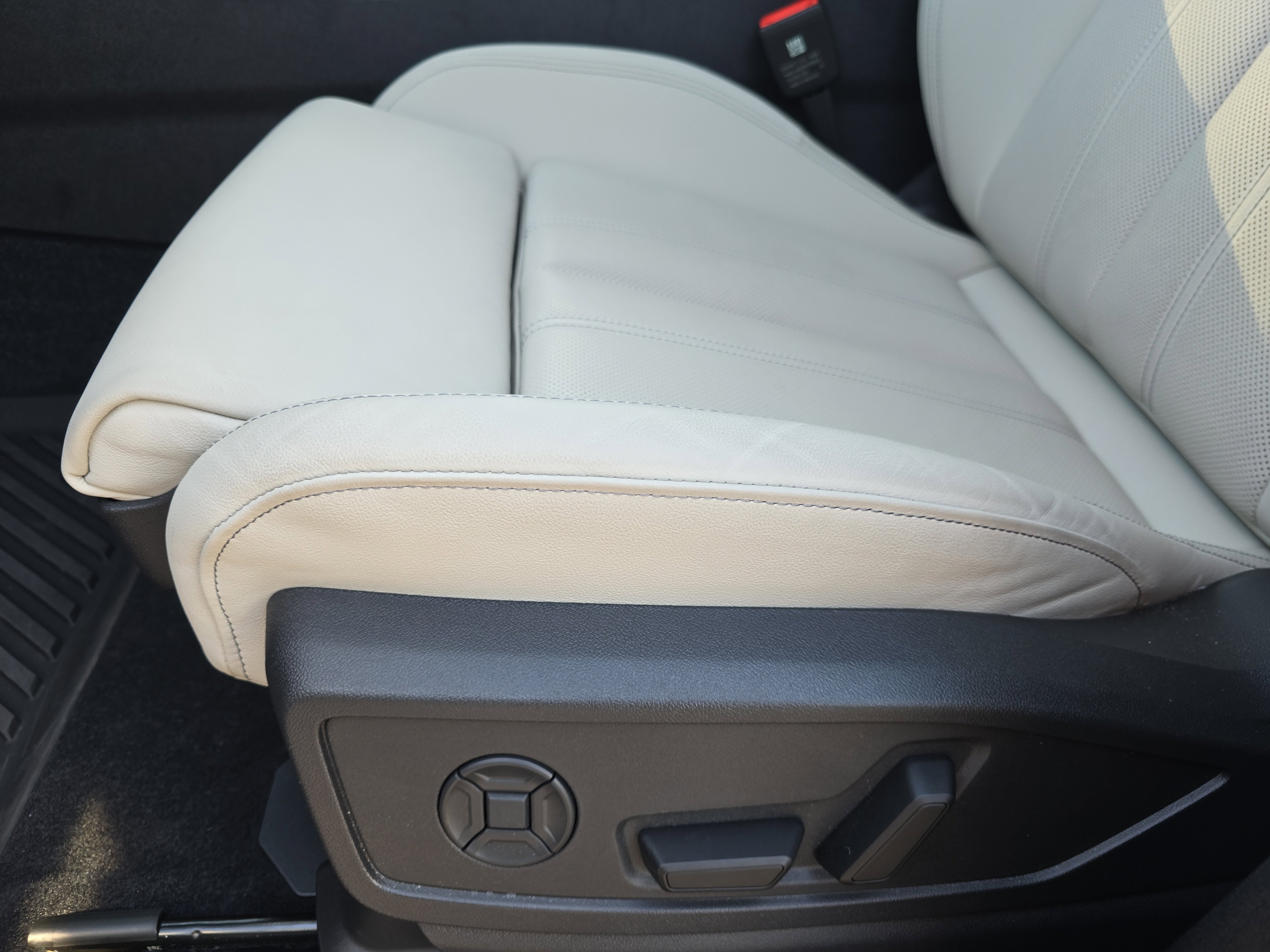 2025 Audi Q5 Prestige