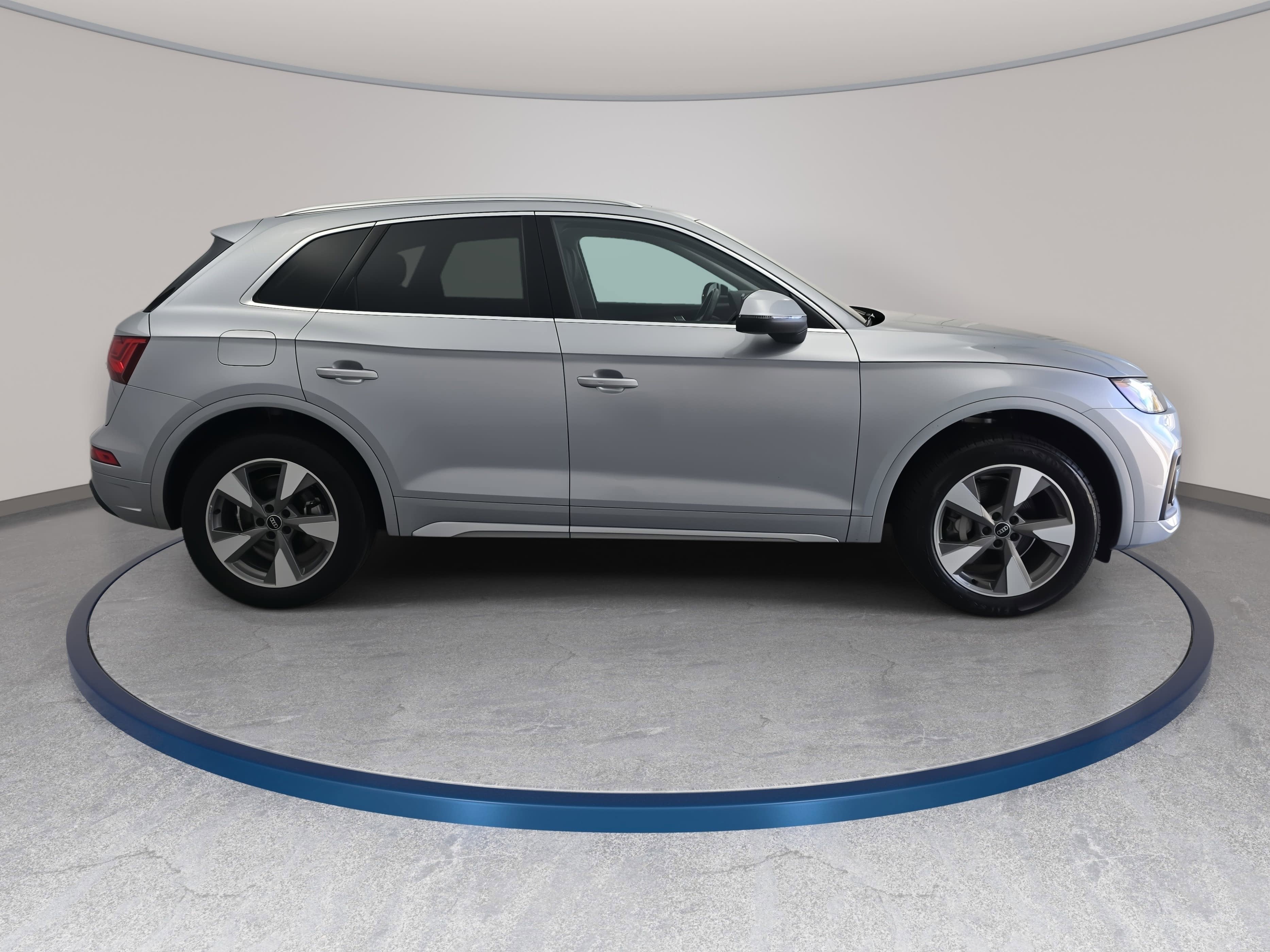 2023 Audi Q5 Premium