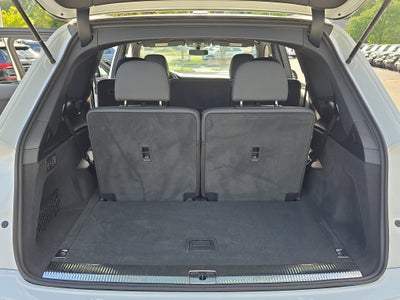 2025 Audi Q7 Premium