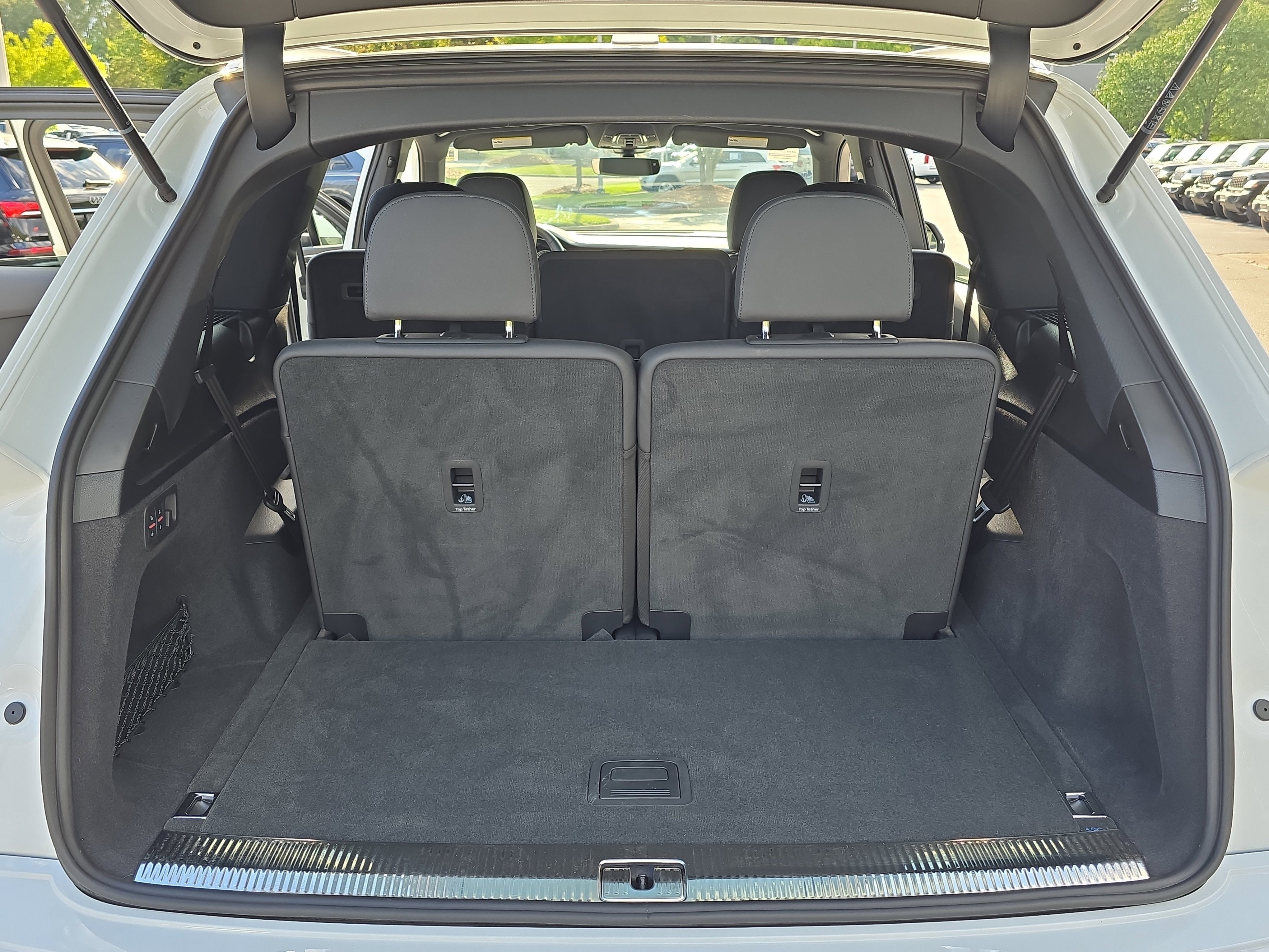 2025 Audi Q7 Premium